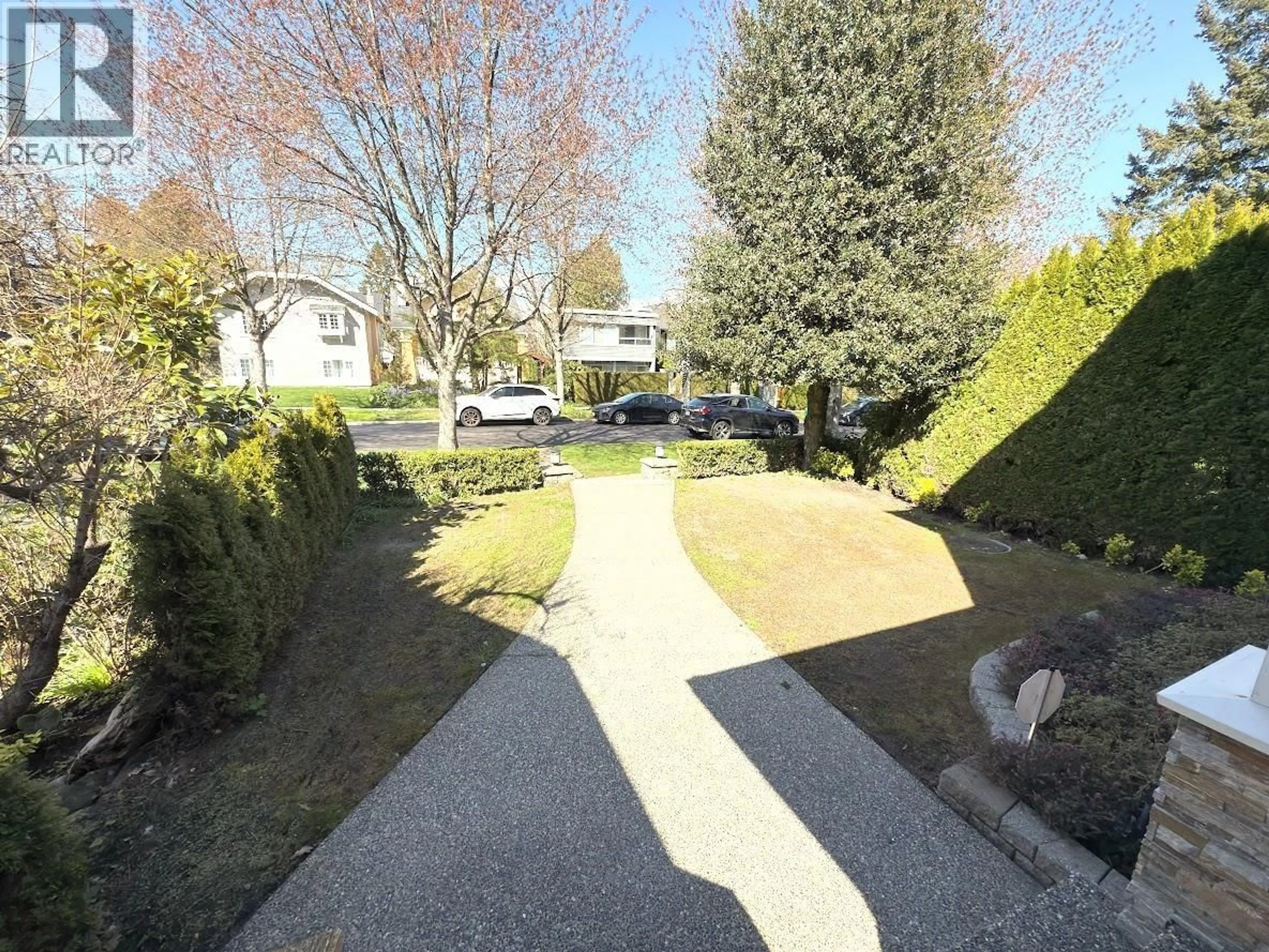 A pic from outside/outdoor area/front of a property/back of a property/a pic from drone, street for 3488 30TH AVENUE, Vancouver British Columbia V6S1W4