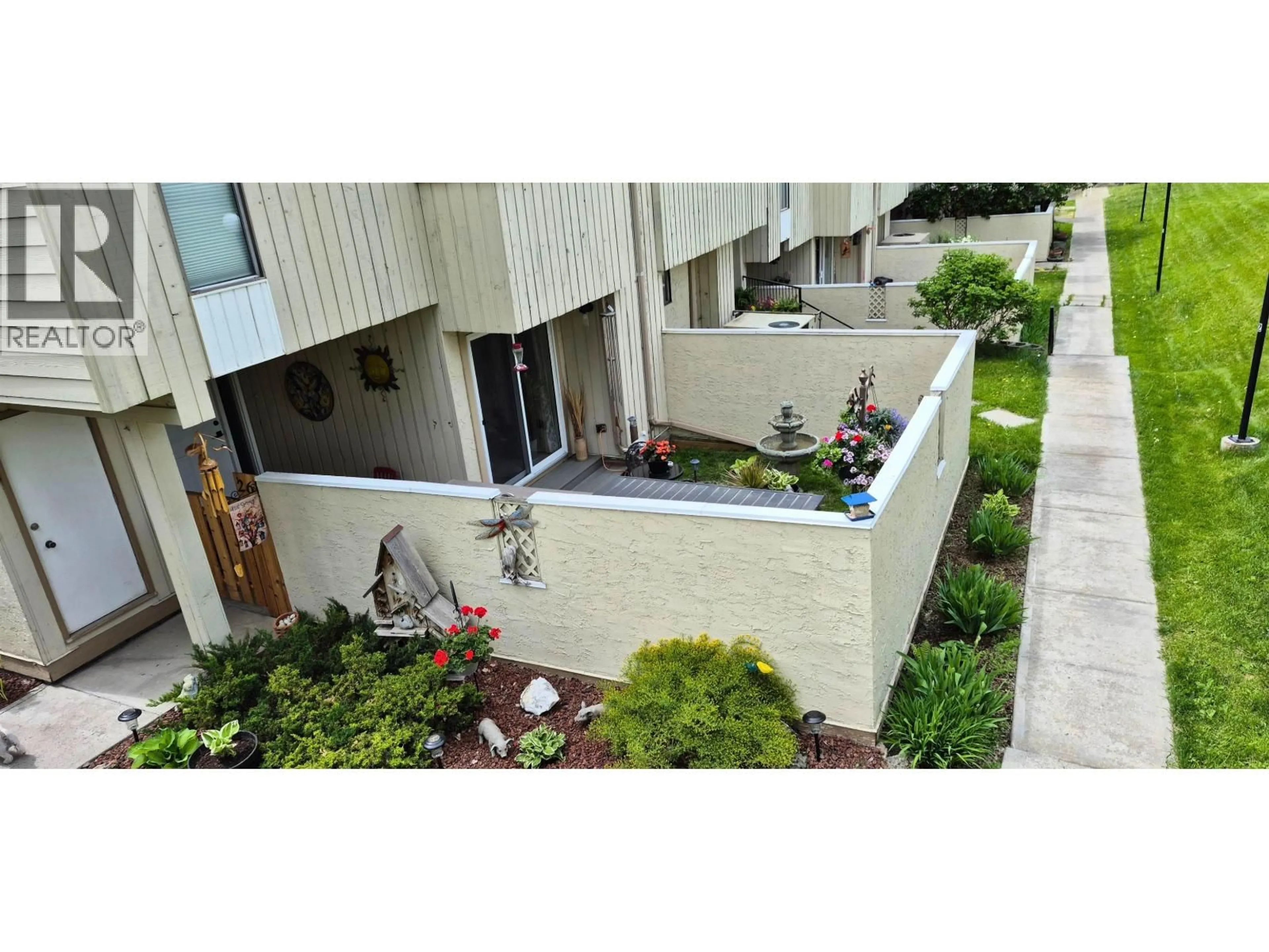 Patio, city buildings view from balcony for 26 - 800 2ND AVENUE, Williams Lake British Columbia V2G4C4