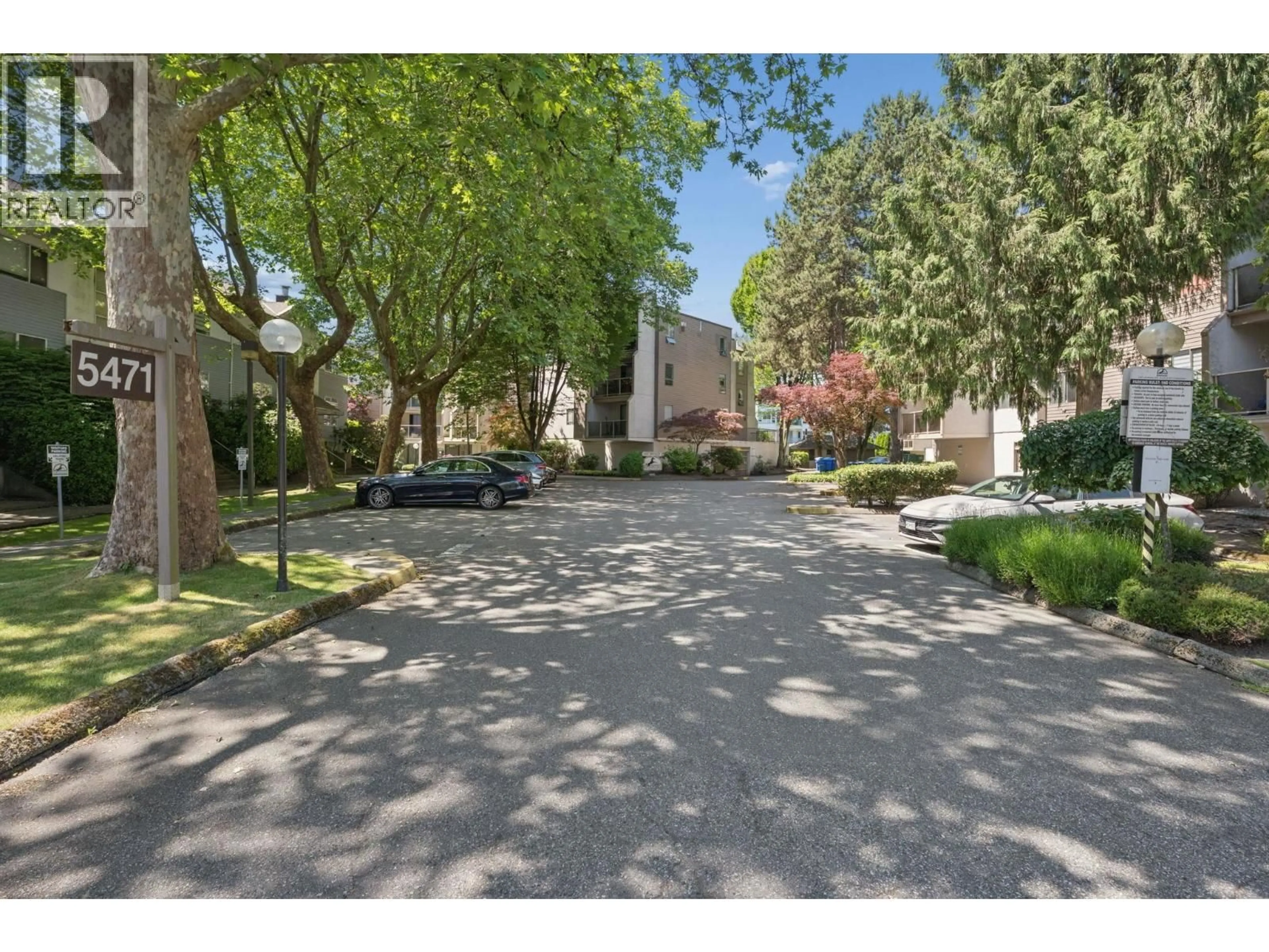 A pic from outside/outdoor area/front of a property/back of a property/a pic from drone, street for 103 - 5471 ARCADIA ROAD, Richmond British Columbia V6X2H1