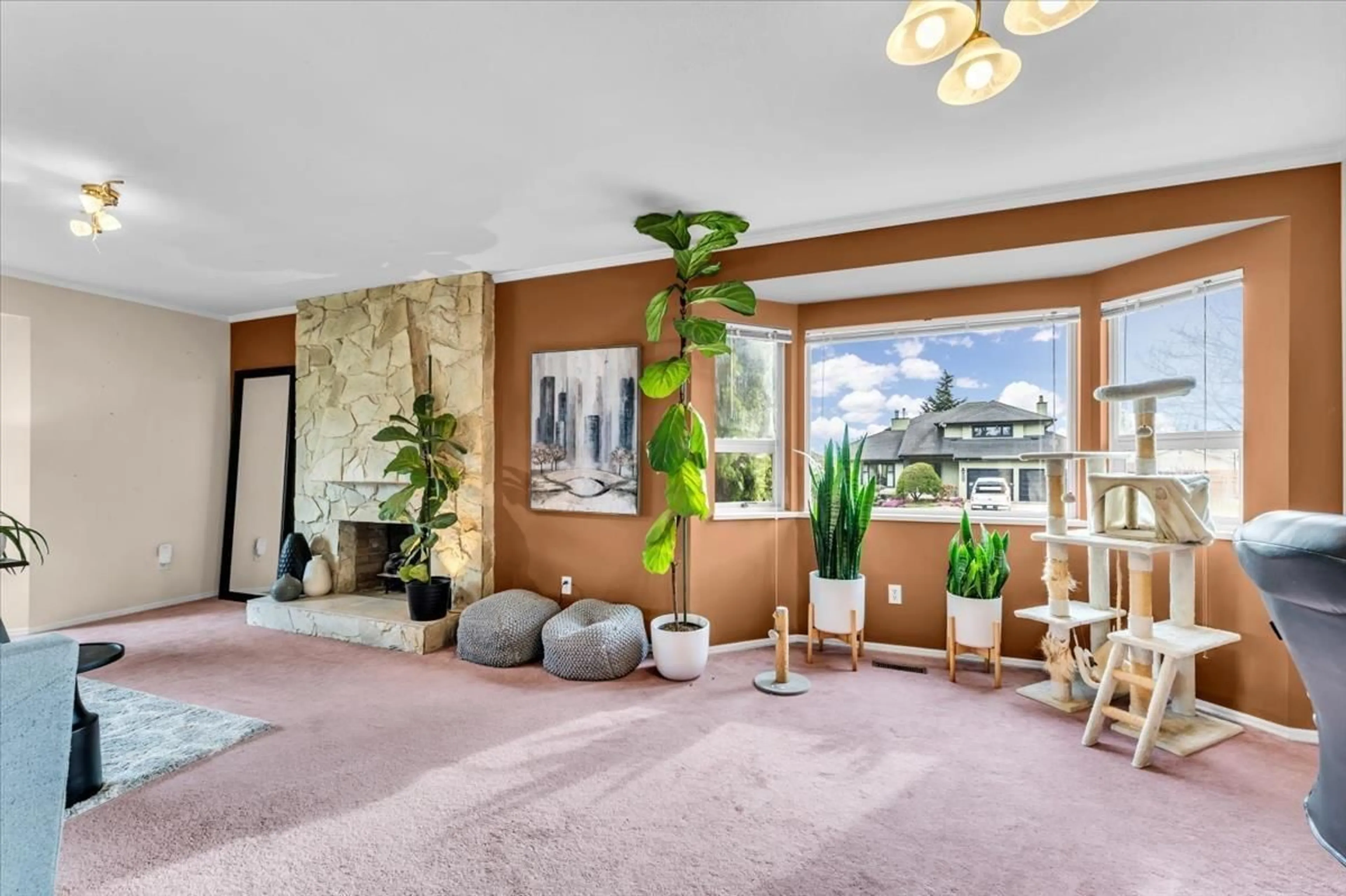 Unknown for 5737 190 STREET, Surrey British Columbia V3S7M5