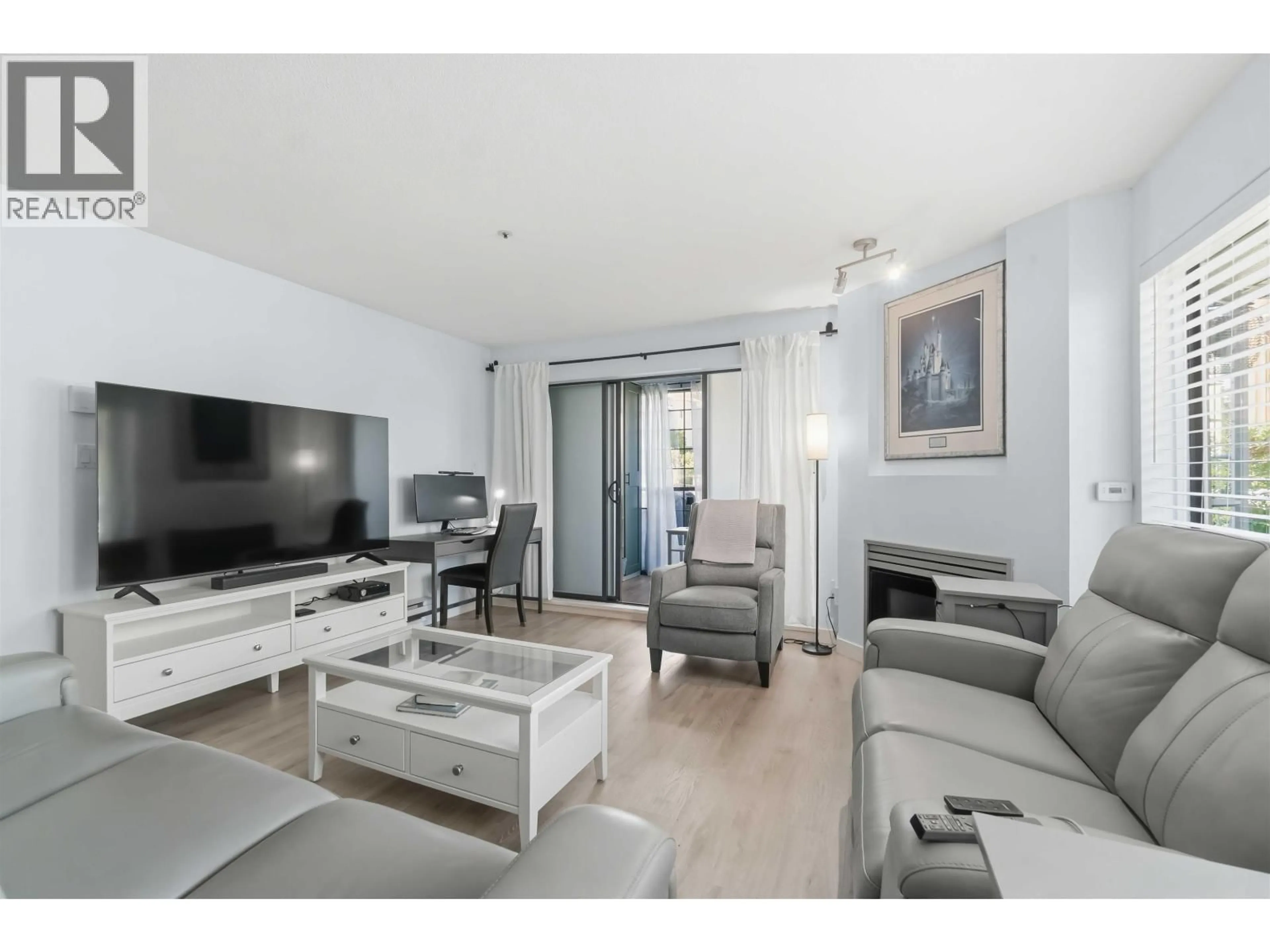 Living room with furniture, unknown for 103 - 2968 BURLINGTON DRIVE, Coquitlam British Columbia V3B7N4