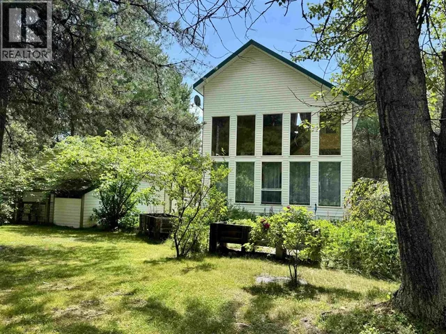 830 BEAVEN CRESCENT, Valemount 5