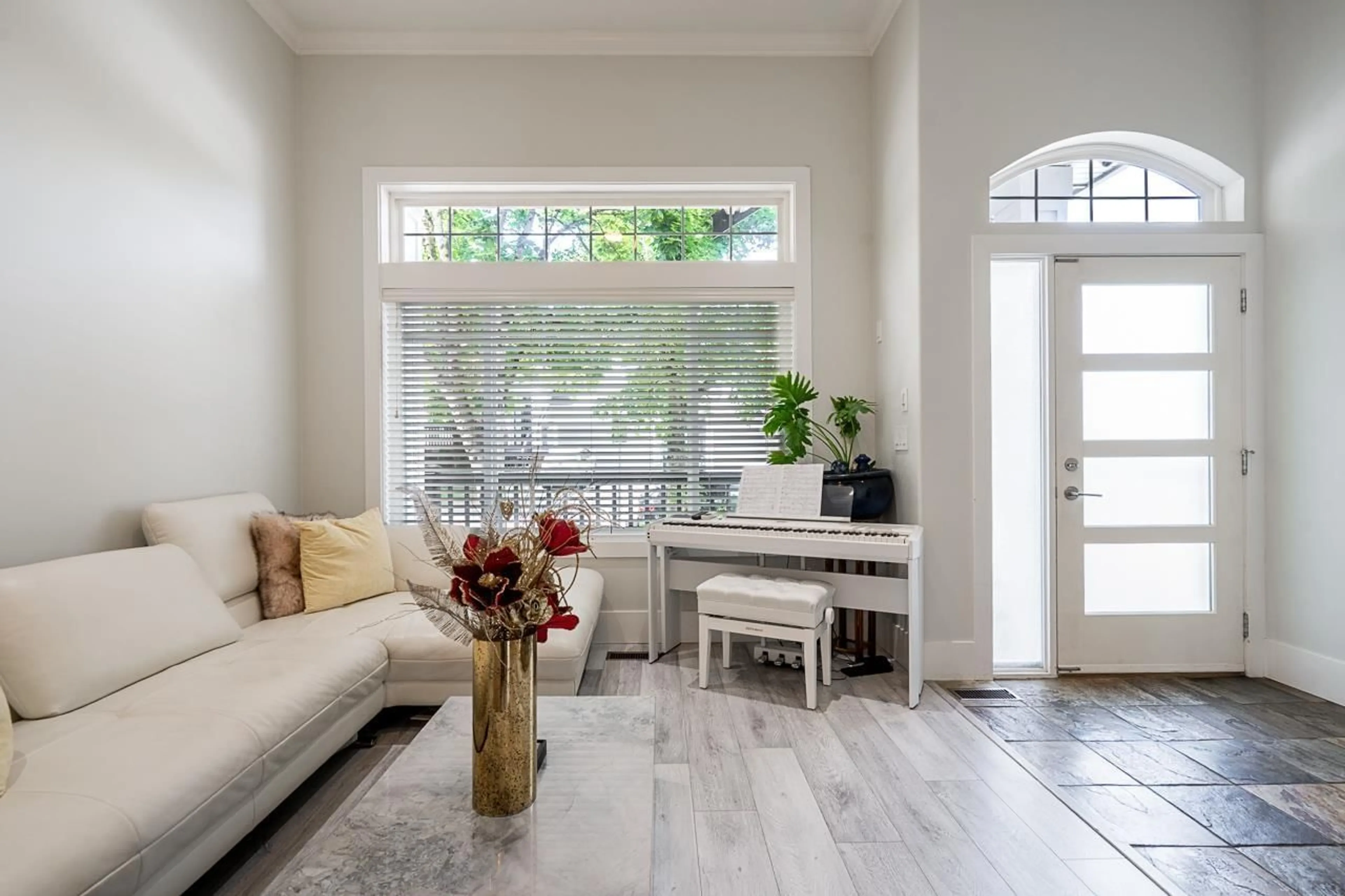 Indoor entryway for 6128 150B STREET, Surrey British Columbia V3S7W9