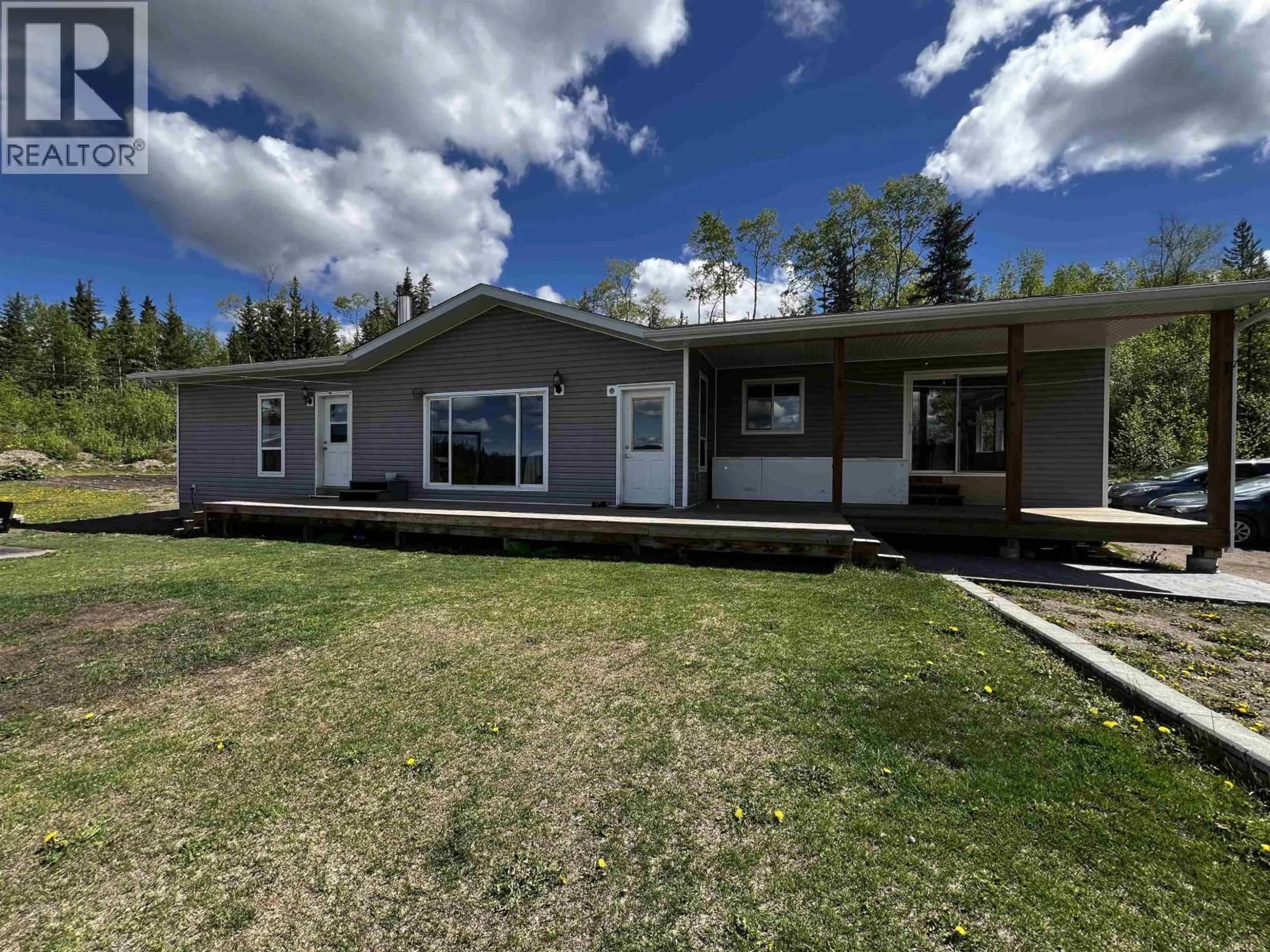 Home with vinyl exterior material, unknown for 100 SCHRITT CRESCENT, Burns Lake British Columbia V0J1E0