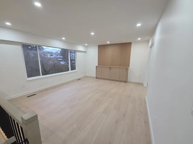 18138 59A AVENUE, Surrey 5