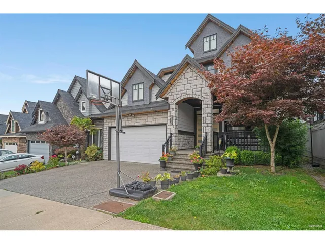 6116 140 STREET, Surrey 3