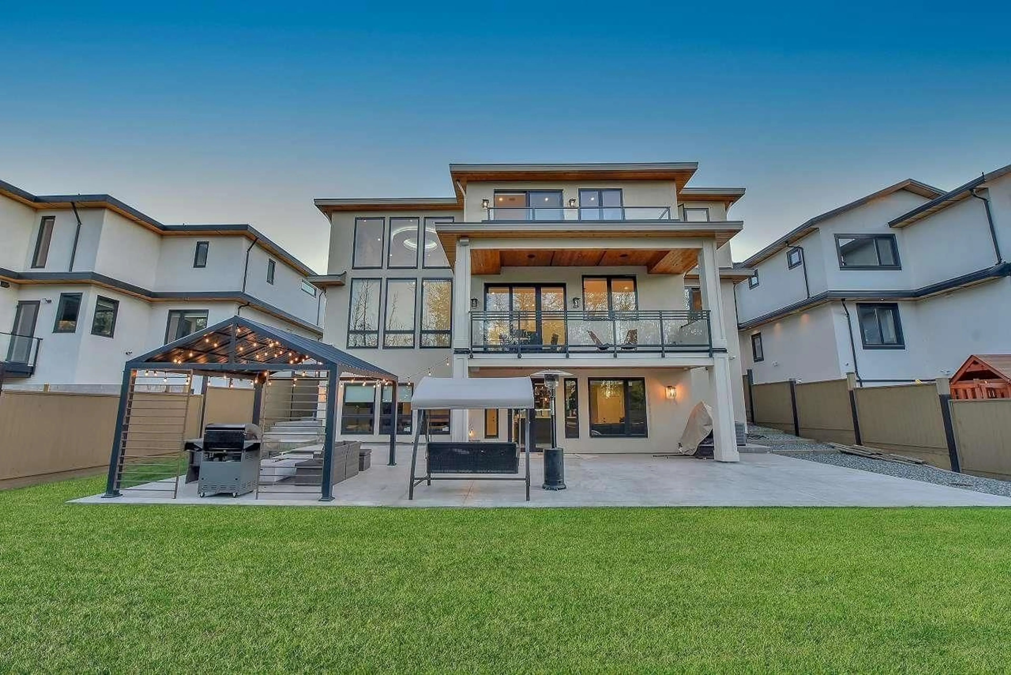 Unknown for 16561 29A AVENUE, Surrey British Columbia V3Z0H5