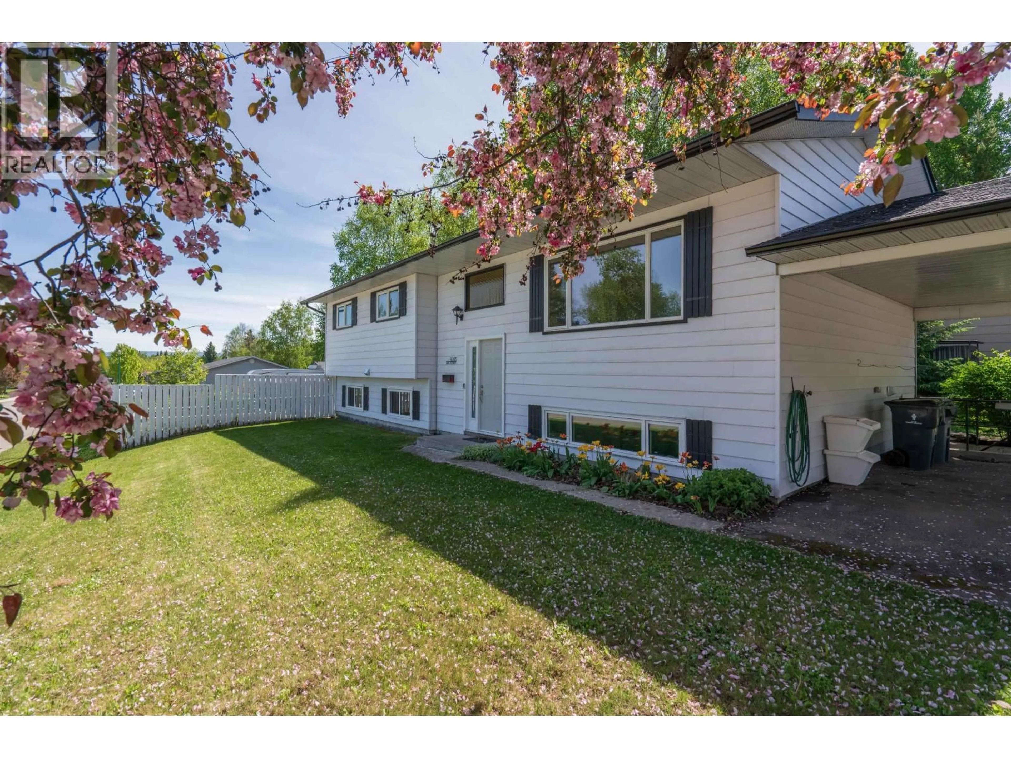 A pic from outside/outdoor area/front of a property/back of a property/a pic from drone, street for 8205 MALASPINA AVENUE, Prince George British Columbia V2L2P3