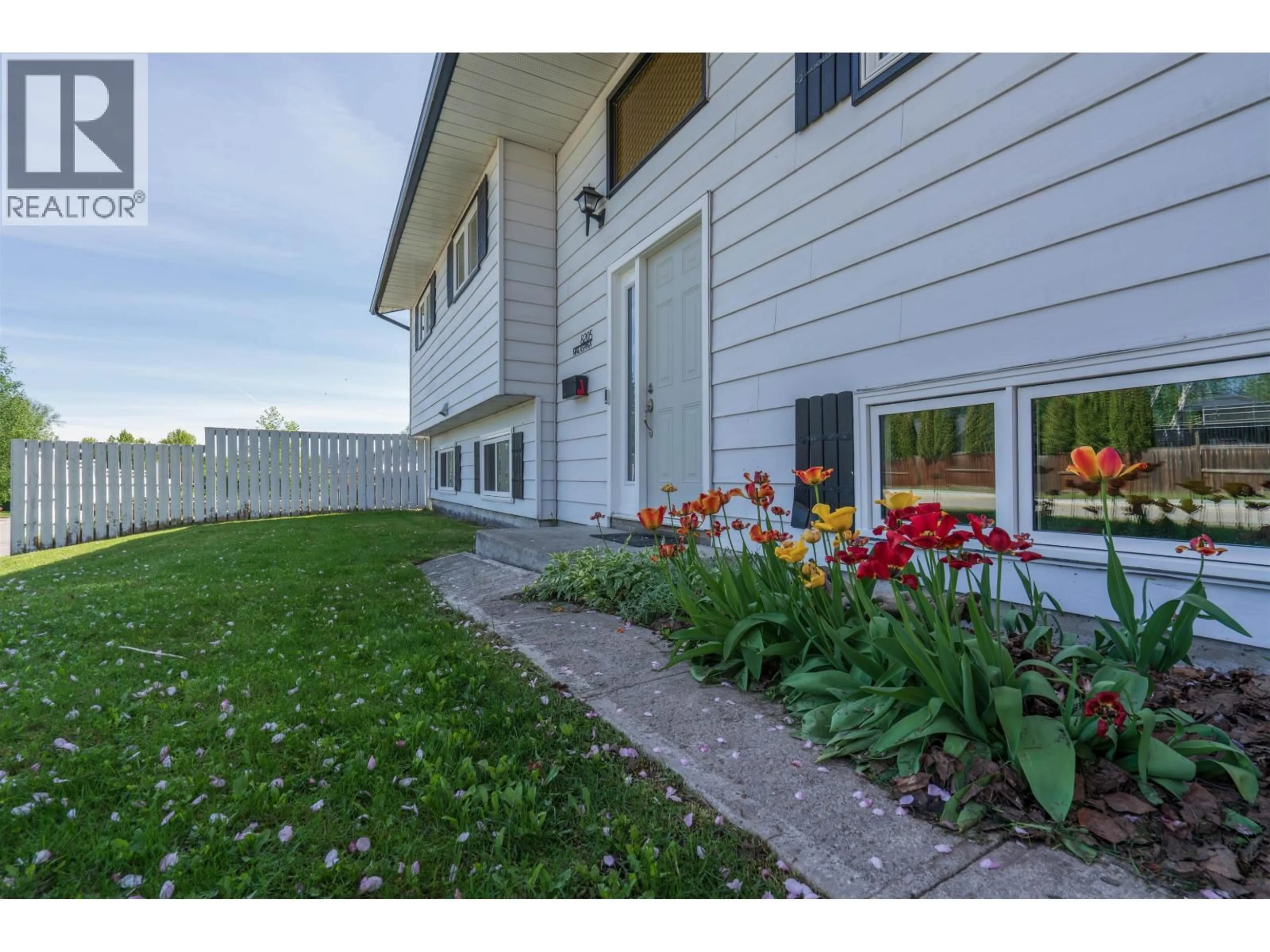 Unknown for 8205 MALASPINA AVENUE, Prince George British Columbia V2L2P3