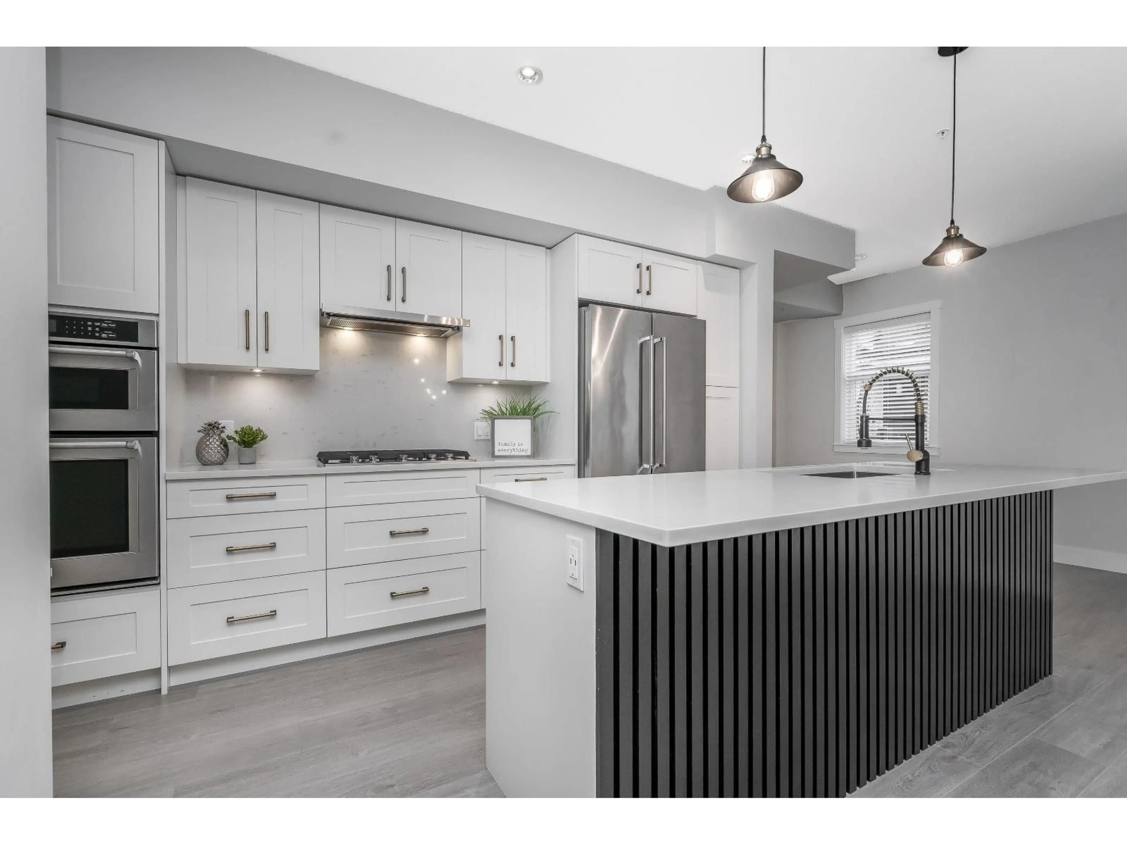 Contemporary kitchen, unknown for 14 - 22128 48A AVENUE, Langley British Columbia V3W3P4
