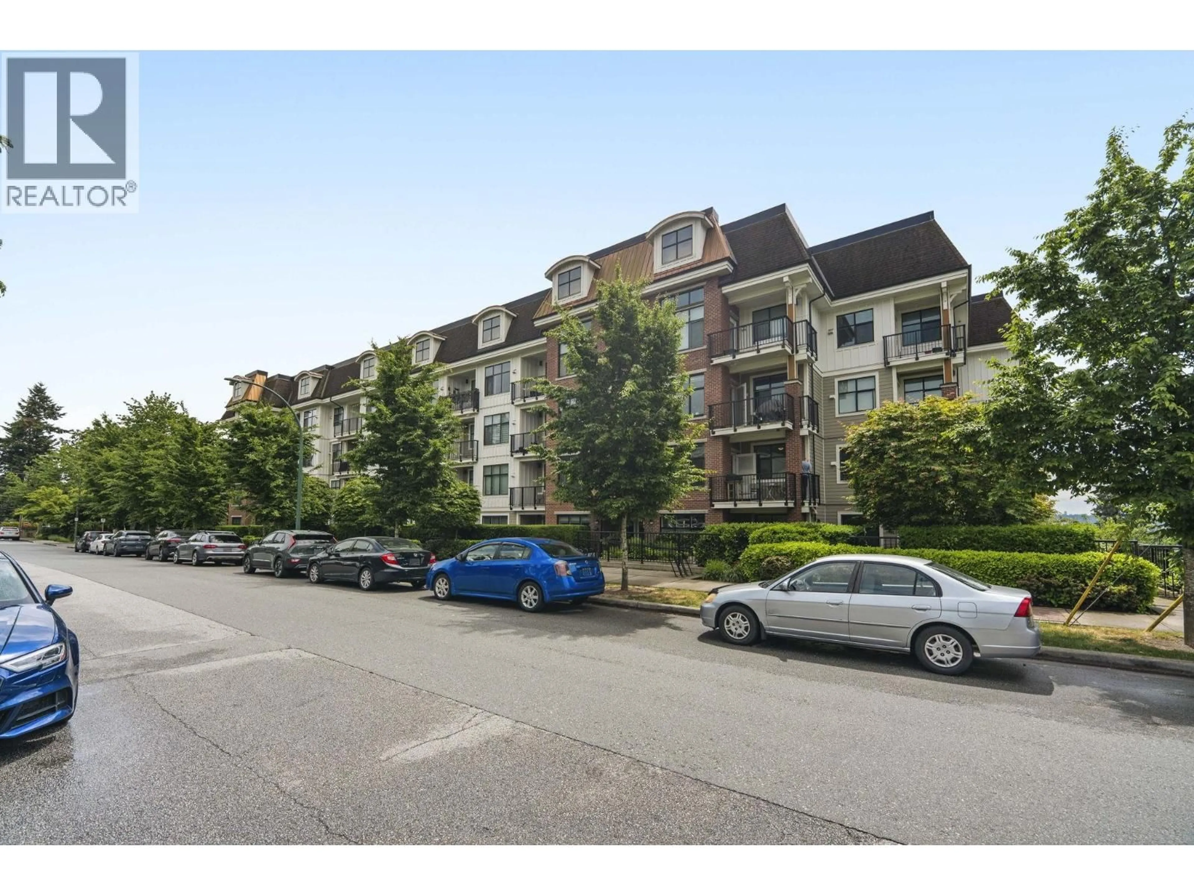 A pic from outside/outdoor area/front of a property/back of a property/a pic from drone, street for 216 - 828 GAUTHIER AVENUE, Coquitlam British Columbia V3K0E9