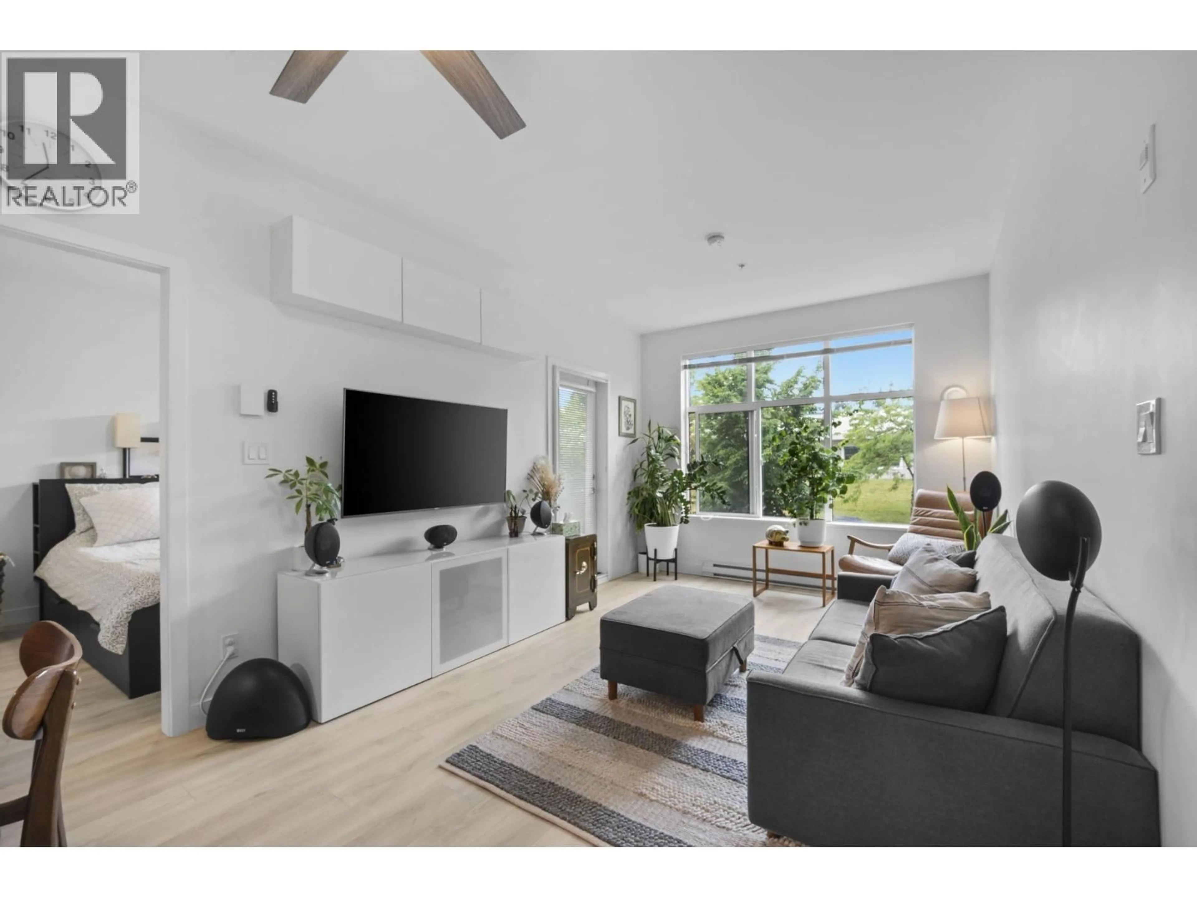 Living room with furniture, unknown for 216 - 828 GAUTHIER AVENUE, Coquitlam British Columbia V3K0E9