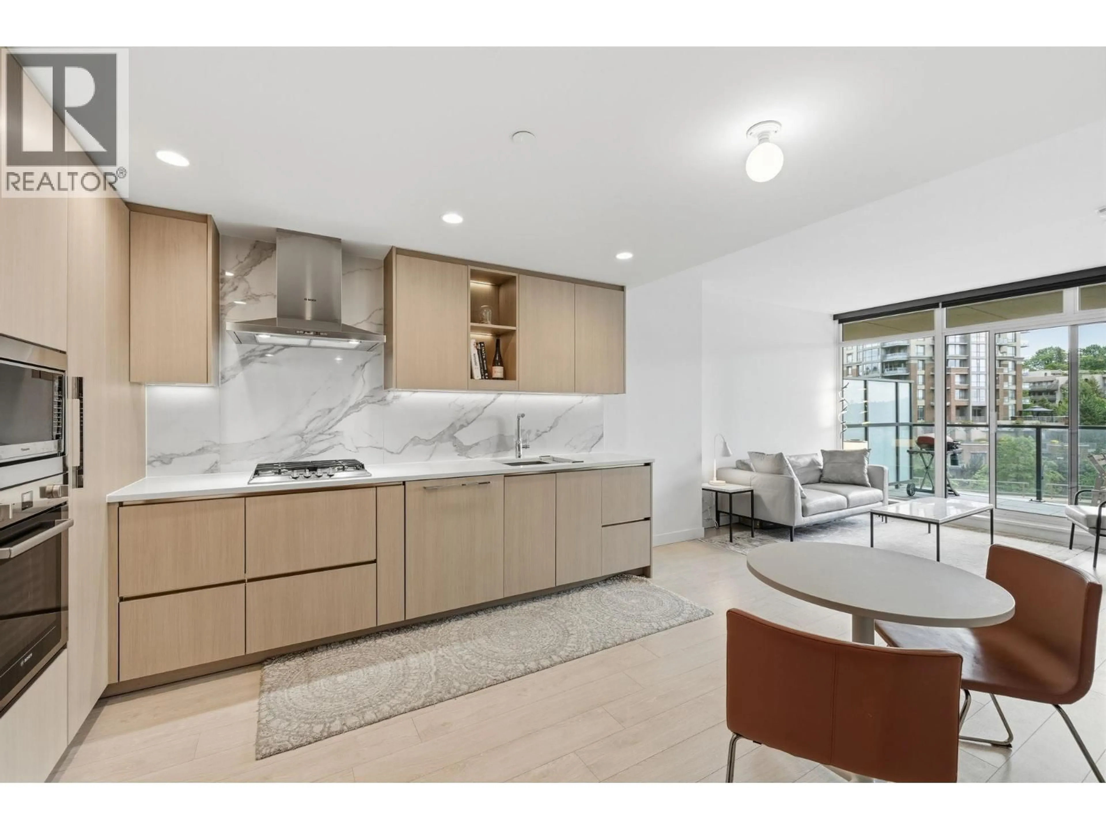 Open concept kitchen, ceramic/tile floor for 306 - 4880 LOUGHEED HIGHWAY, Burnaby British Columbia V5C0N1