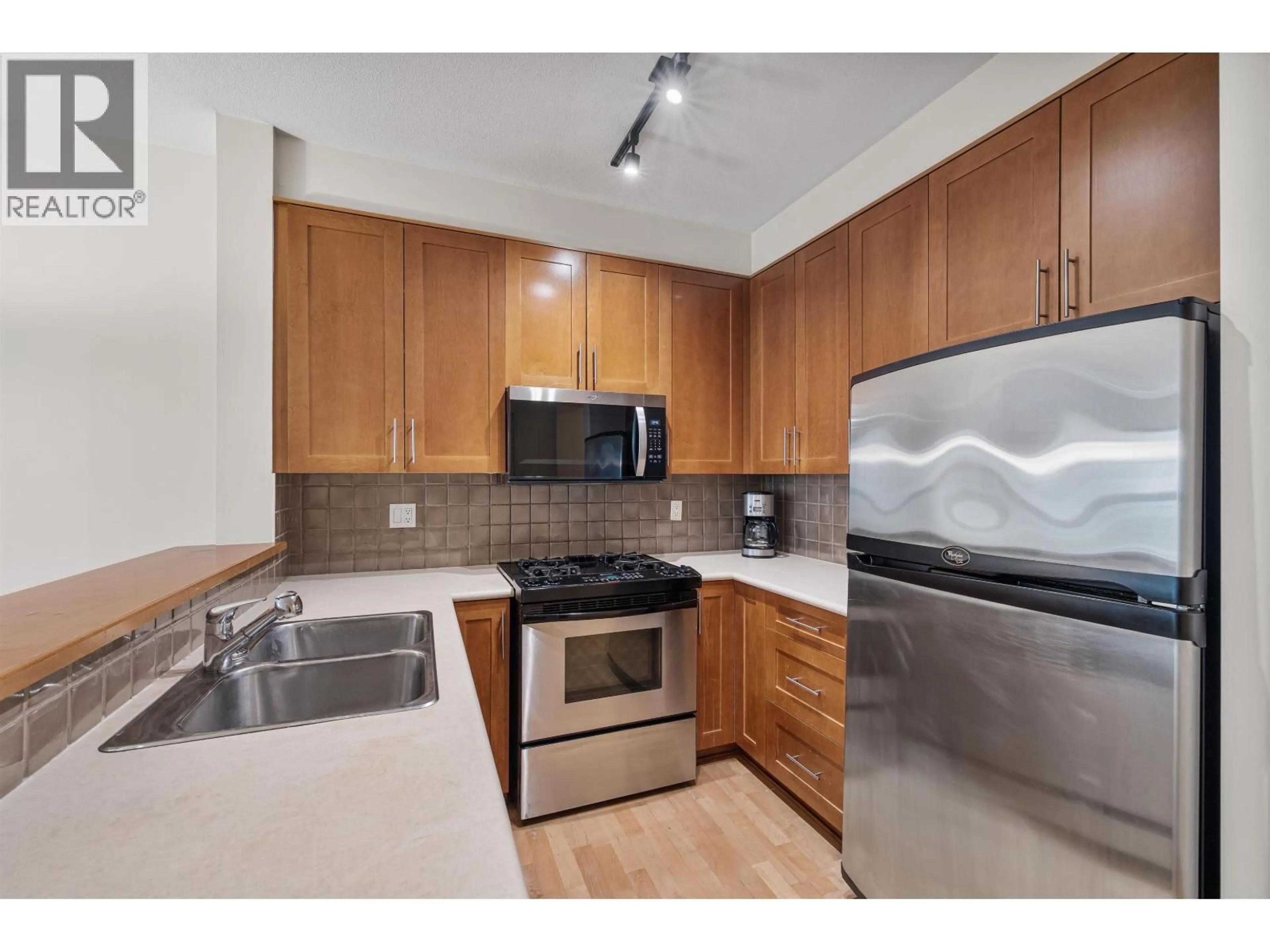 Standard kitchen, unknown for 1207 - 4655 VALLEY DRIVE, Vancouver British Columbia V6J5L6