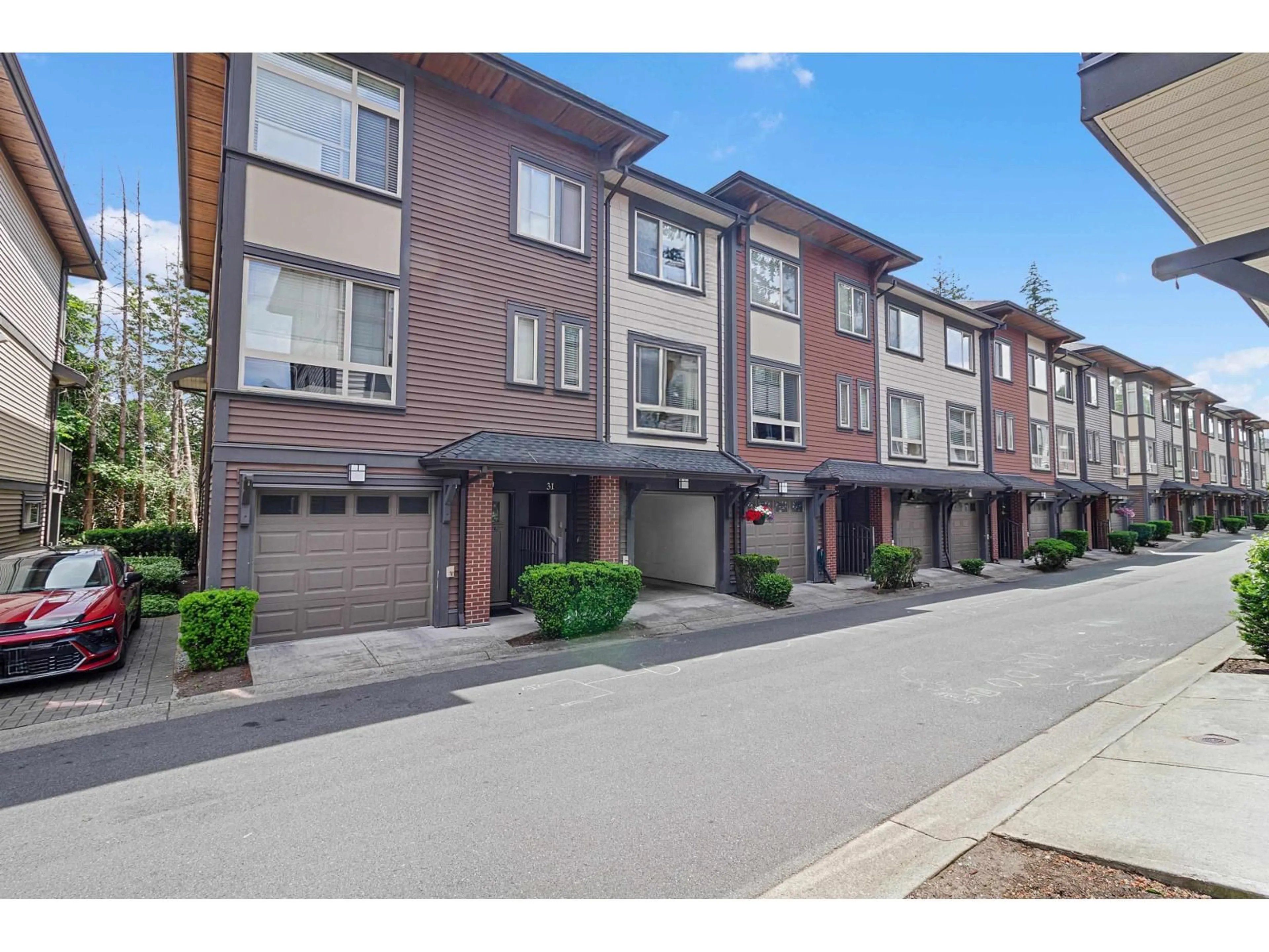 Unknown for 31 - 16127 87 AVENUE, Surrey British Columbia V4N6R3