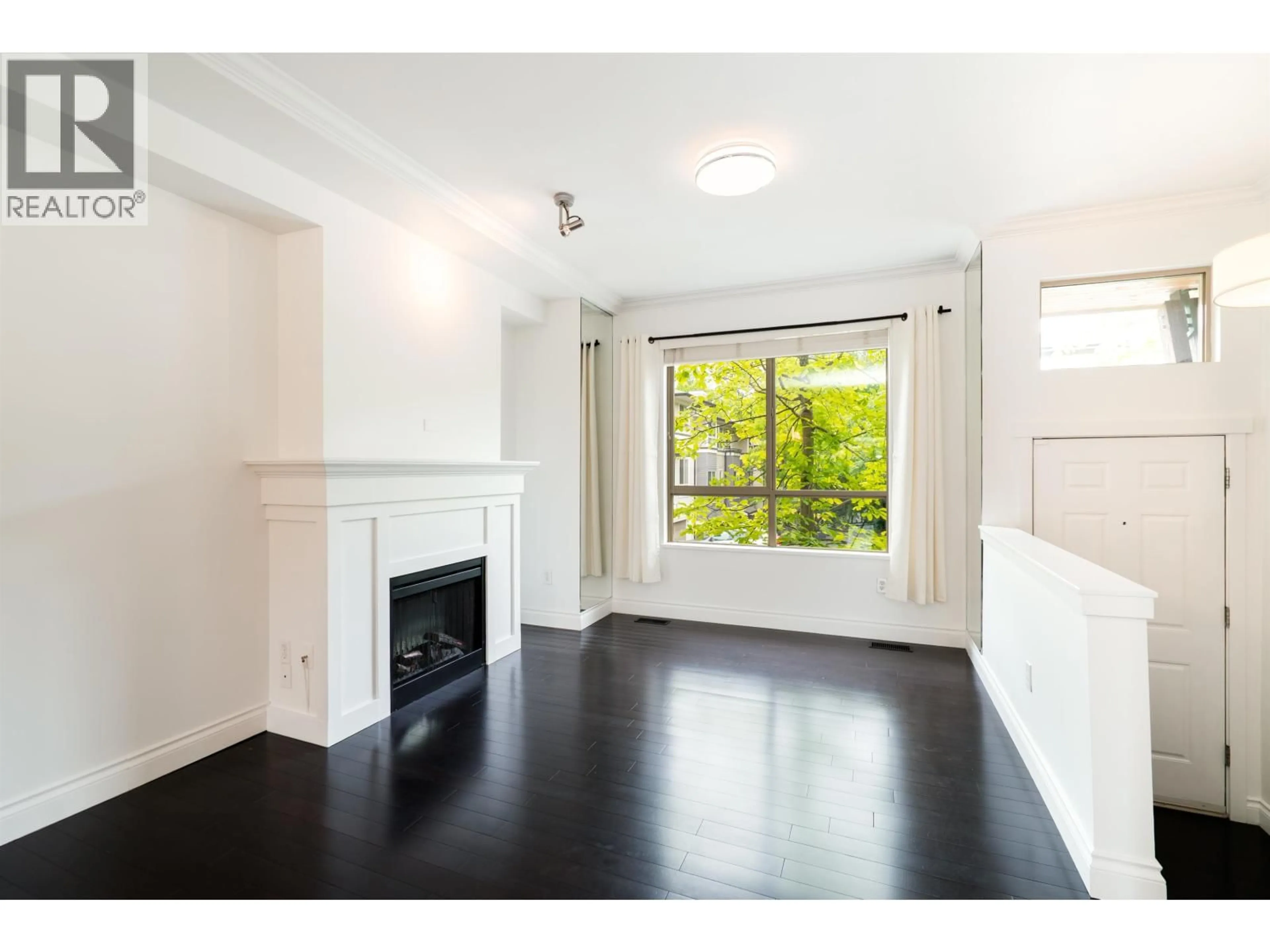 A pic of a room for 98 - 100 KLAHANIE DRIVE, Port Moody British Columbia V3H5K3