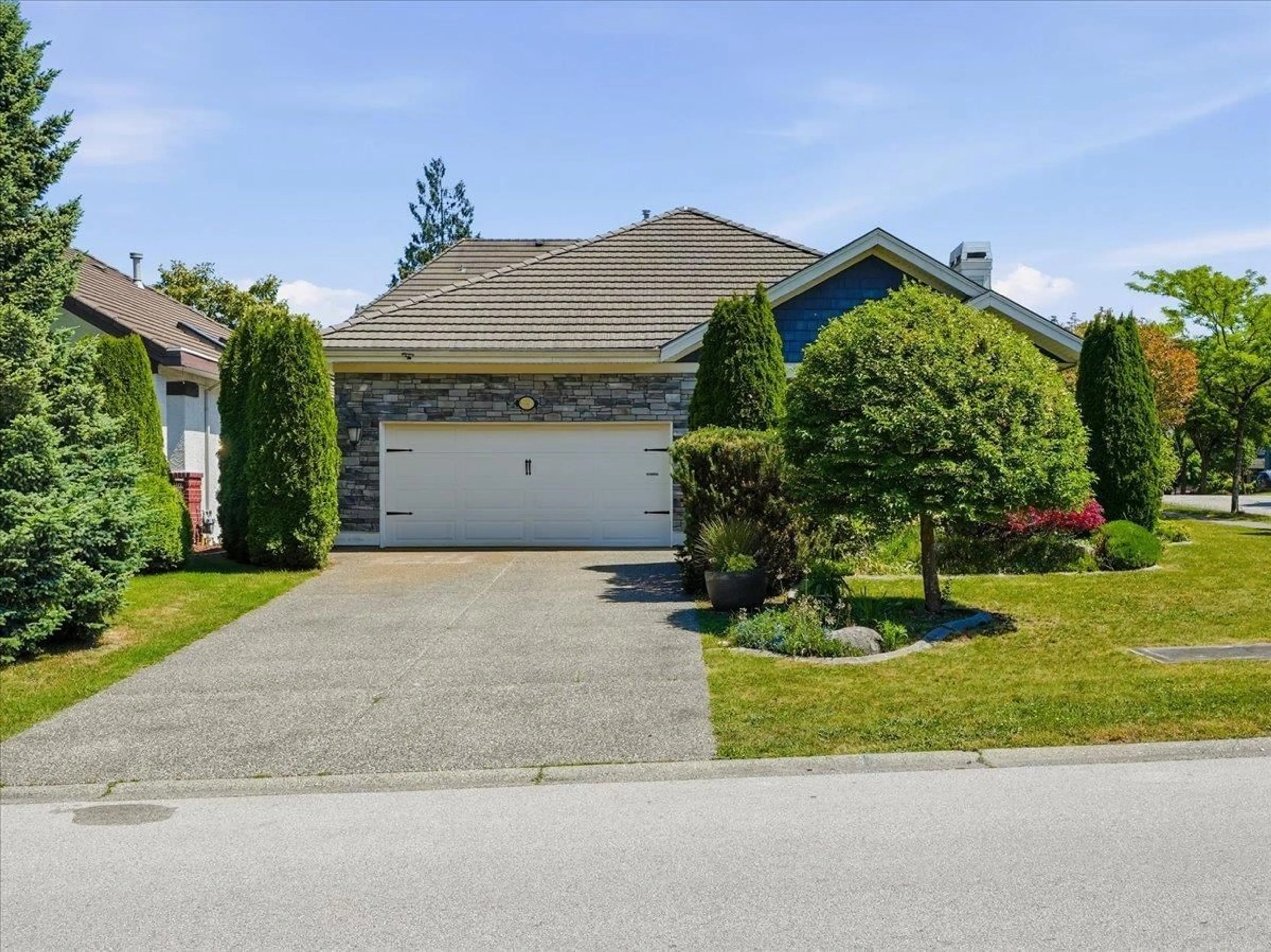 Unknown for 7258 146 STREET, Surrey British Columbia V3S8Z7