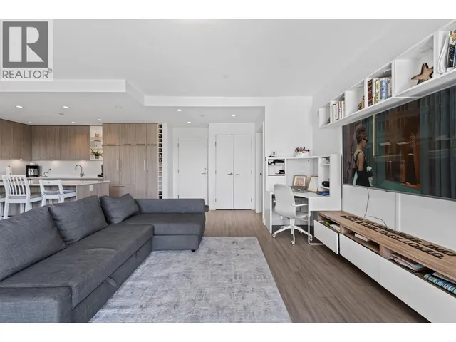 306 - 707 3RD STREET, North Vancouver 2