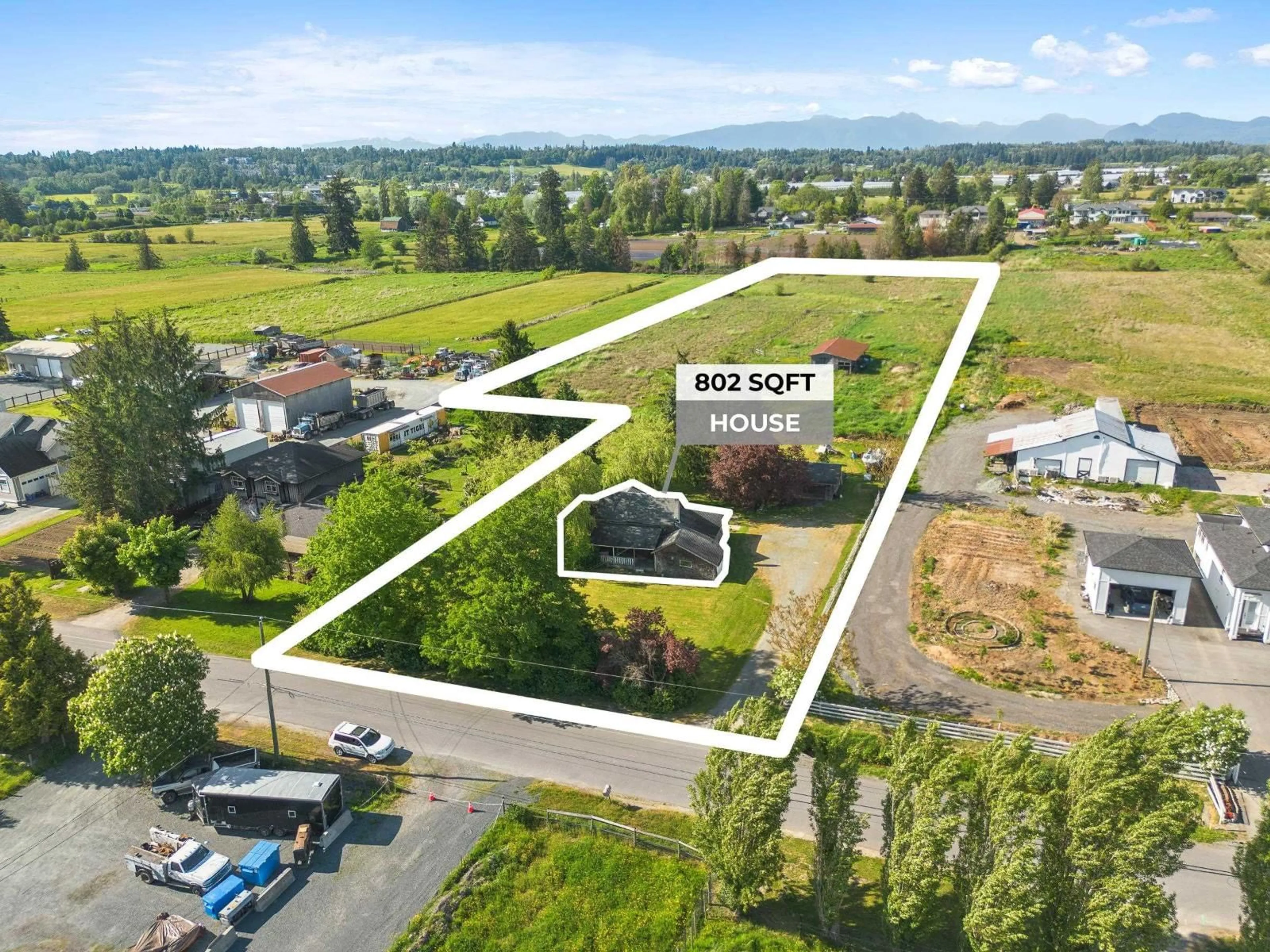 A pic from outside/outdoor area/front of a property/back of a property/a pic from drone, mountain view for 21947 61 AVENUE, Langley British Columbia V2Y2P2