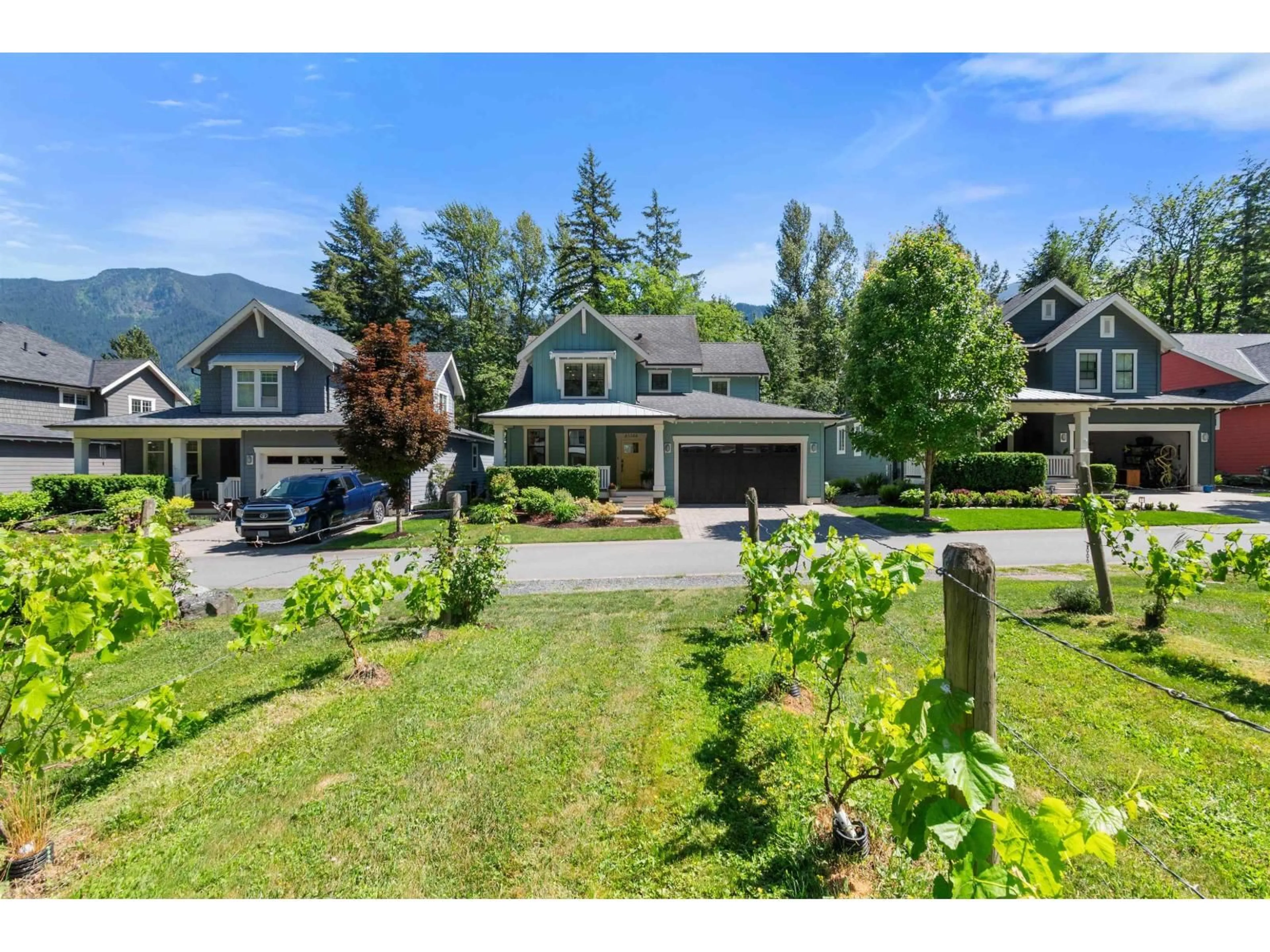 A pic from outside/outdoor area/front of a property/back of a property/a pic from drone, street for 43284 WATER MILL WAY, Lindell Beach British Columbia V2R0Z4