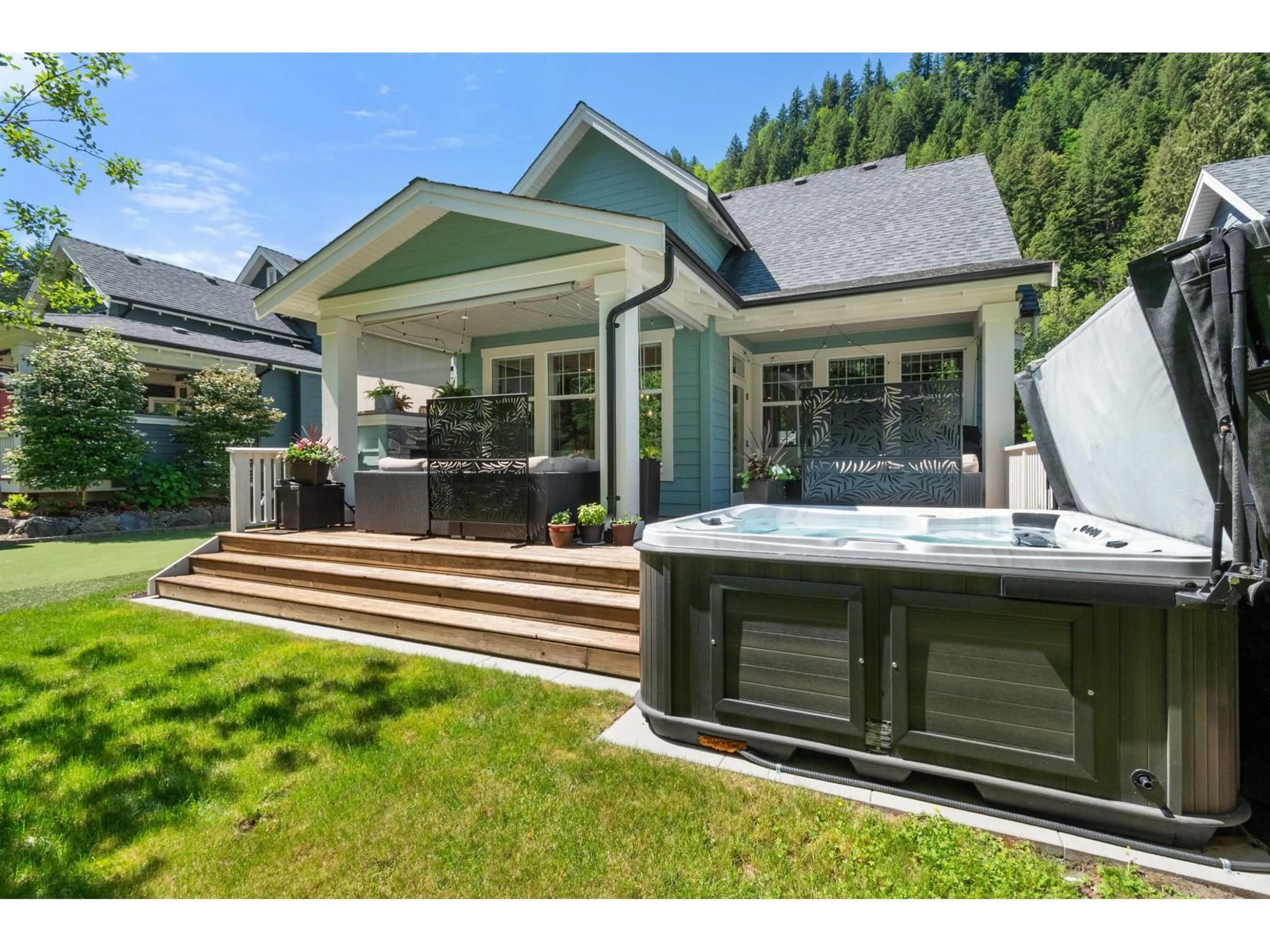 Home with vinyl exterior material, unknown for 43284 WATER MILL WAY, Lindell Beach British Columbia V2R0Z4