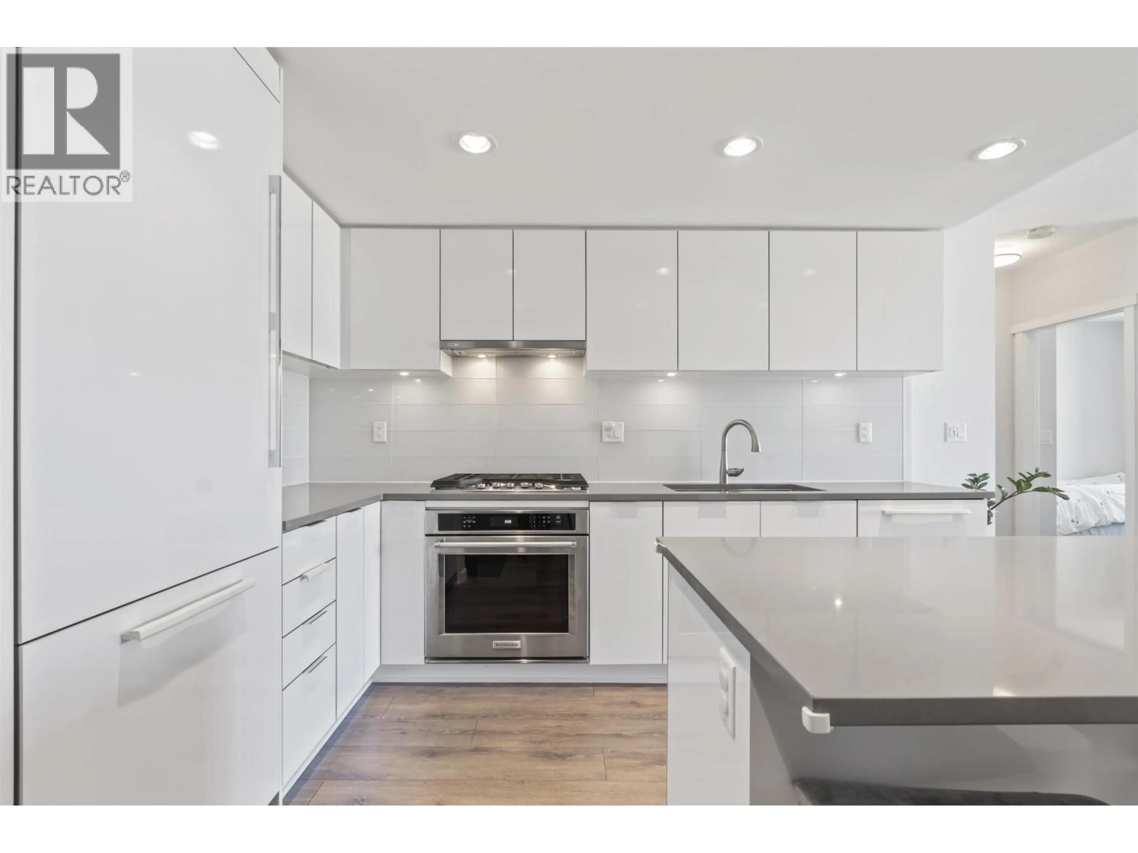 Open concept kitchen, unknown for 3205 - 2388 MADISON AVENUE, Burnaby British Columbia V5C0K8