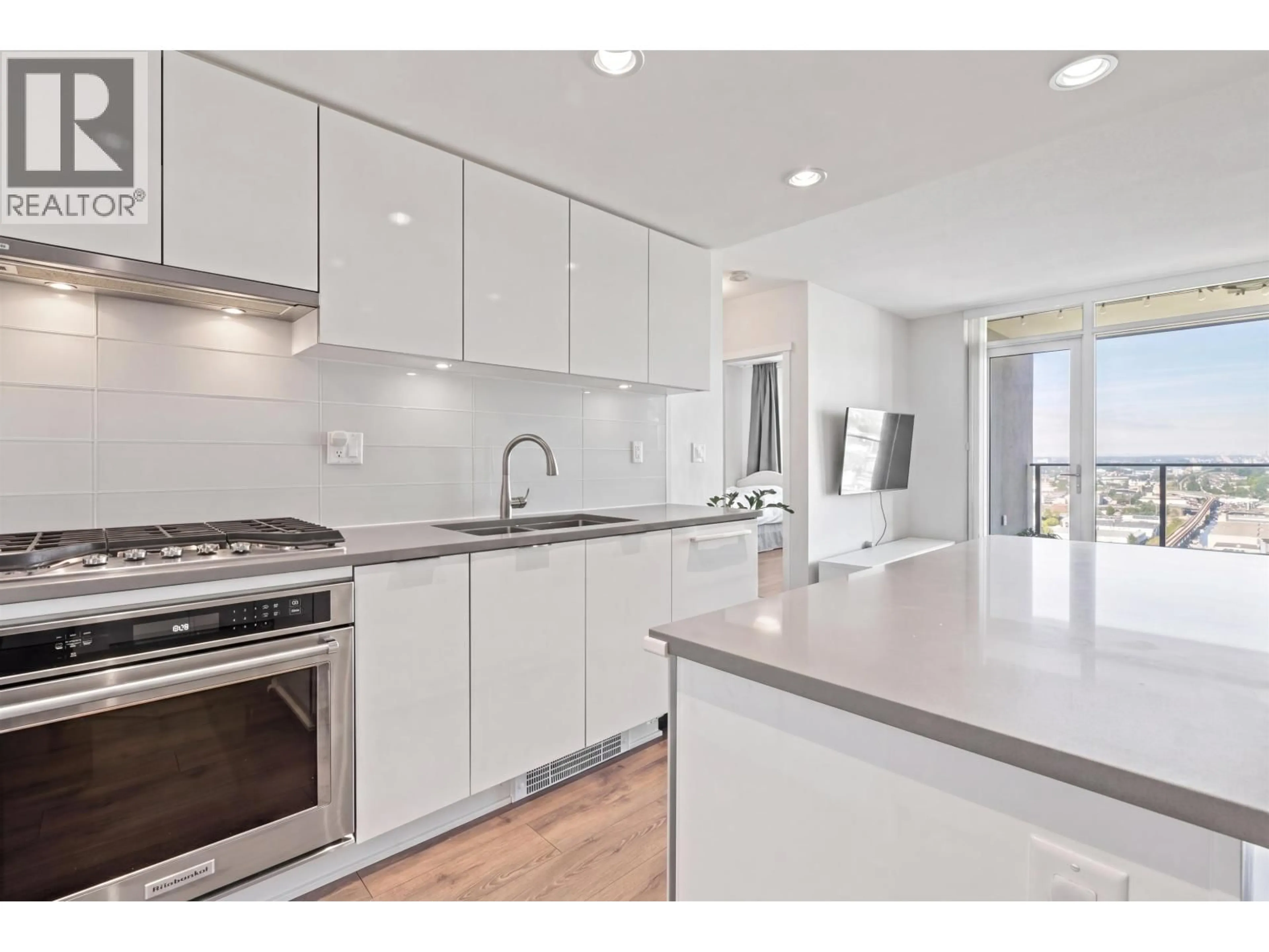 Open concept kitchen, unknown for 3205 - 2388 MADISON AVENUE, Burnaby British Columbia V5C0K8