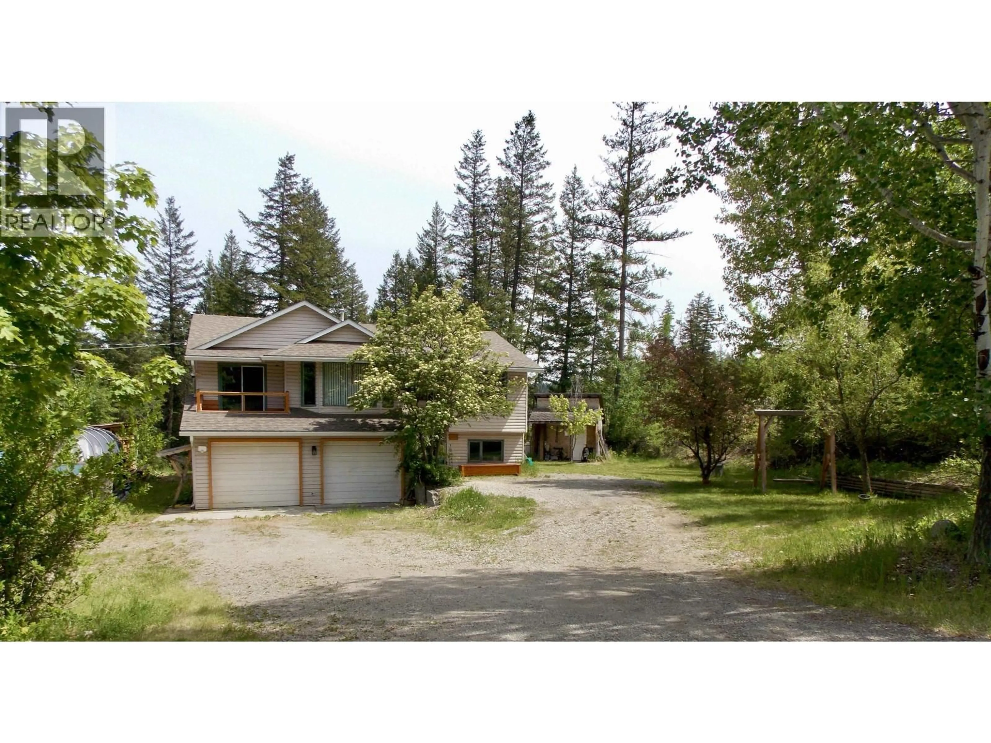 A pic from outside/outdoor area/front of a property/back of a property/a pic from drone, street for 1636 CAROLYN ROAD, Williams Lake British Columbia V2G4M1