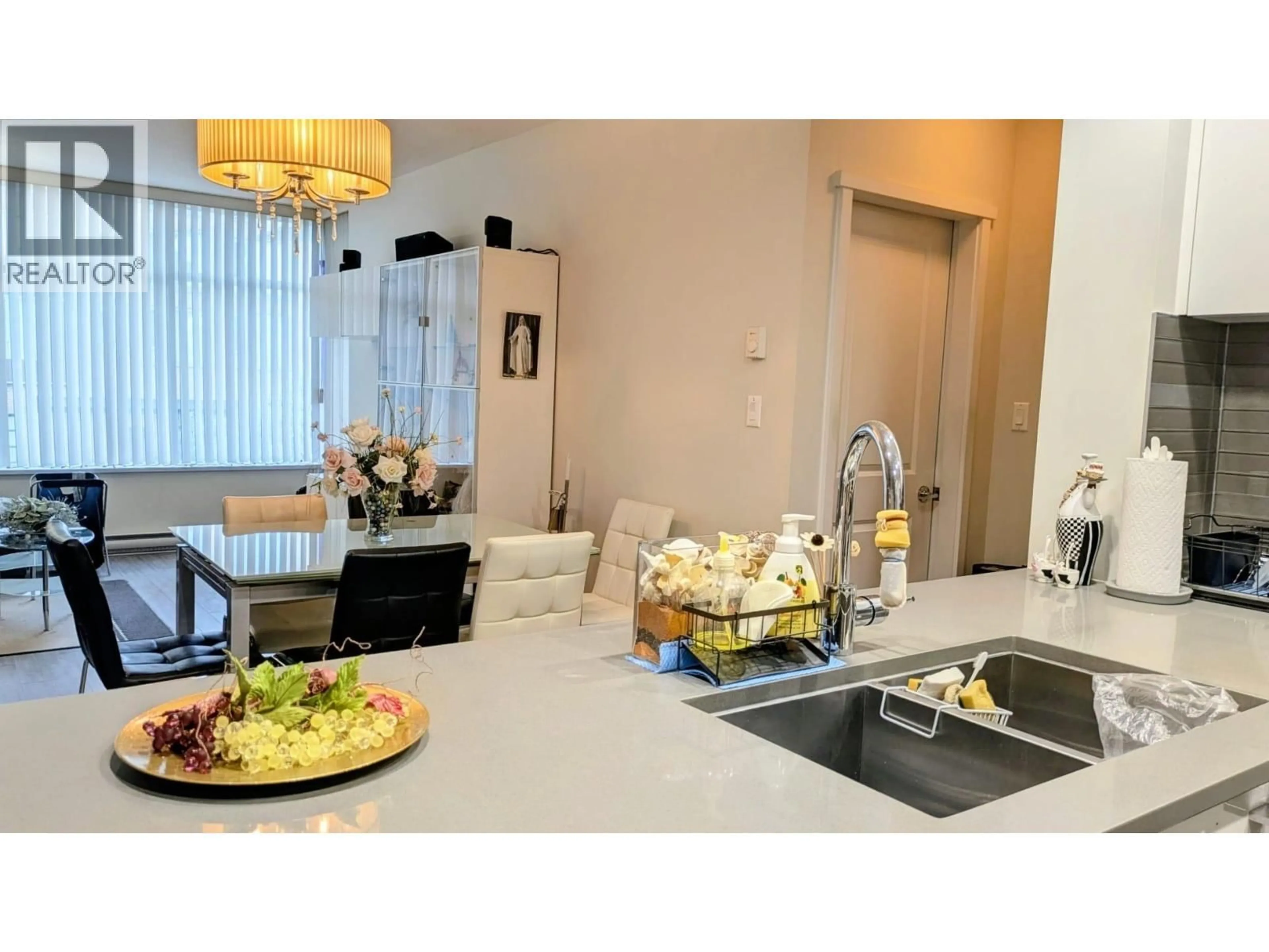 Open concept kitchen, unknown for 307 - 3102 WINDSOR GATE, Coquitlam British Columbia V3B0J3