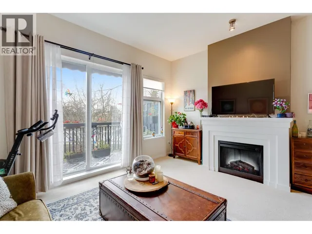 774 ORWELL STREET, North Vancouver 2