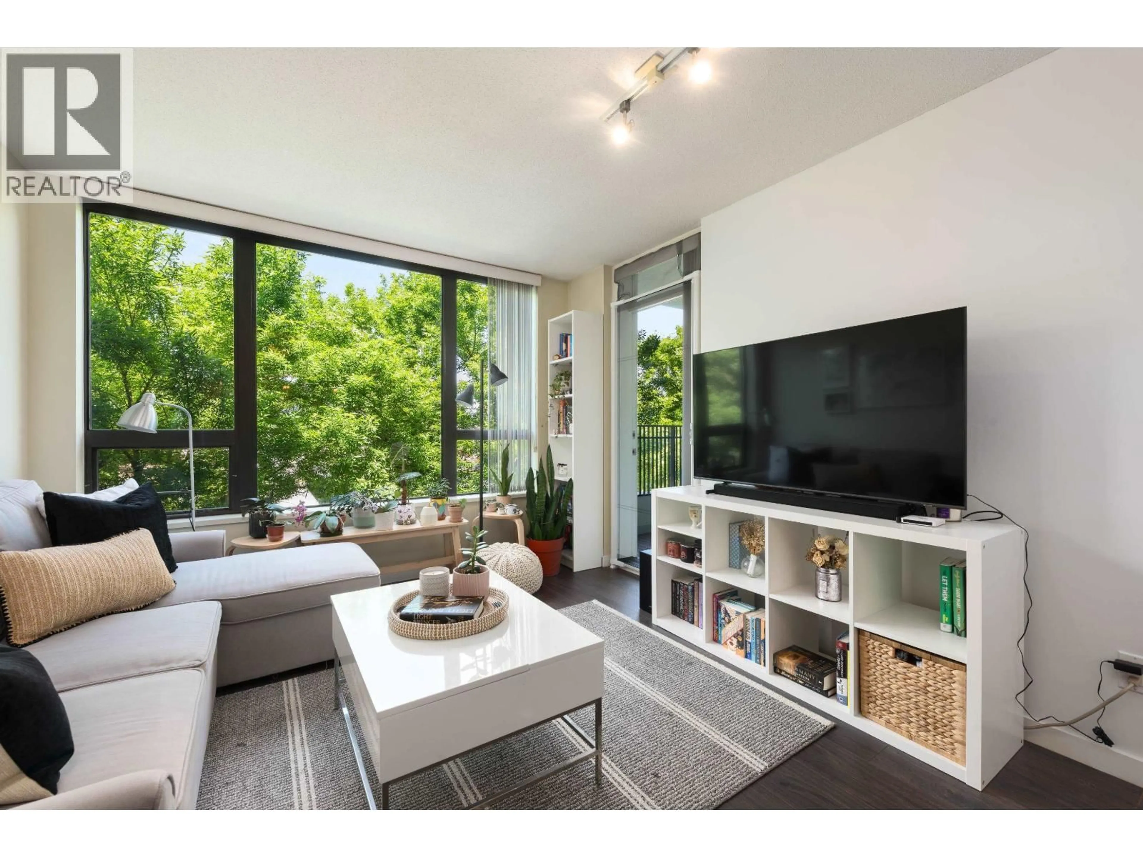 Living room with furniture, unknown for 312 - 7138 COLLIER STREET, Burnaby British Columbia V5E0A2