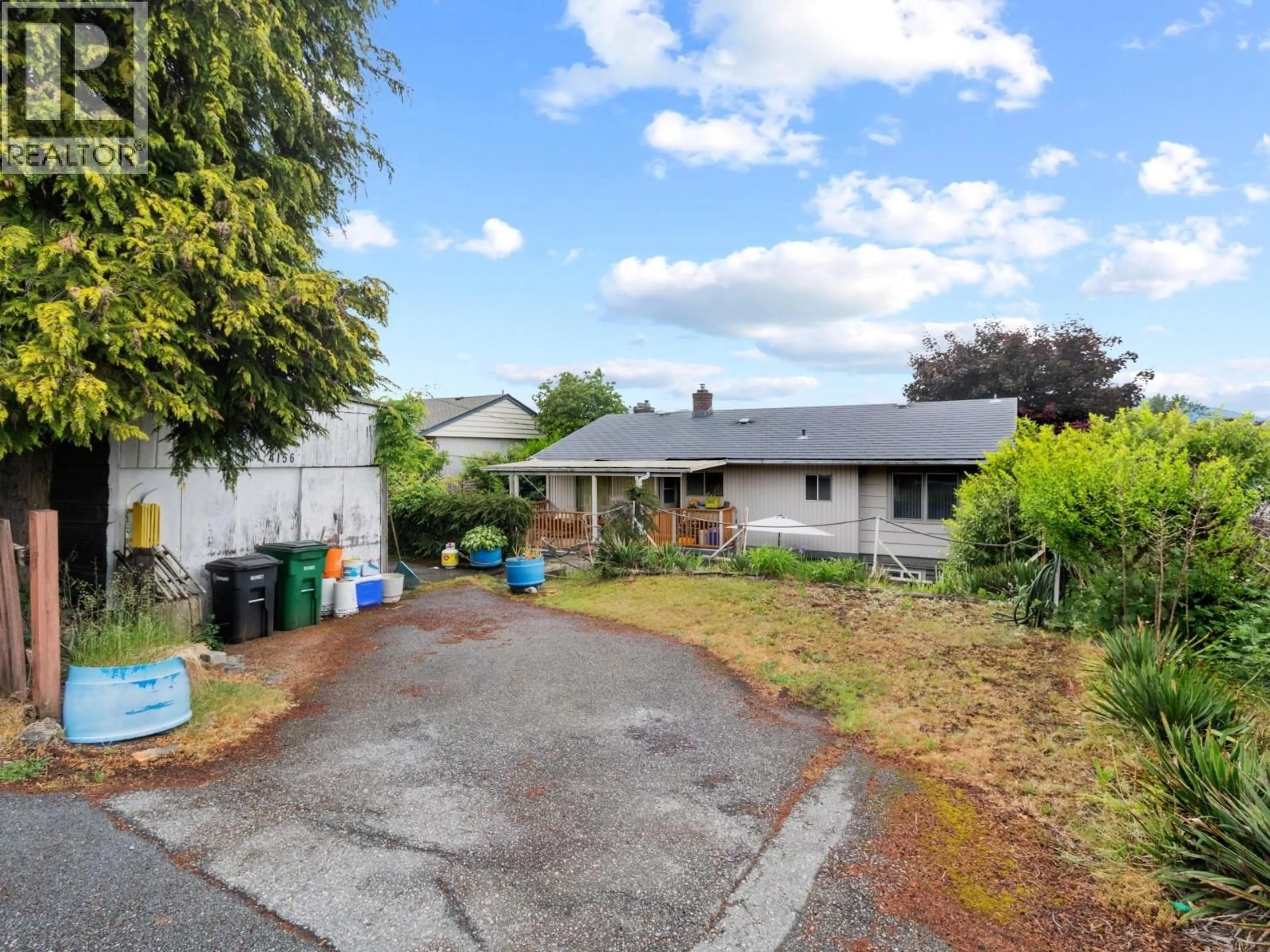 A pic from outside/outdoor area/front of a property/back of a property/a pic from drone, street for 4156 CASTLEWOOD CRESCENT, Burnaby British Columbia V5G2M2