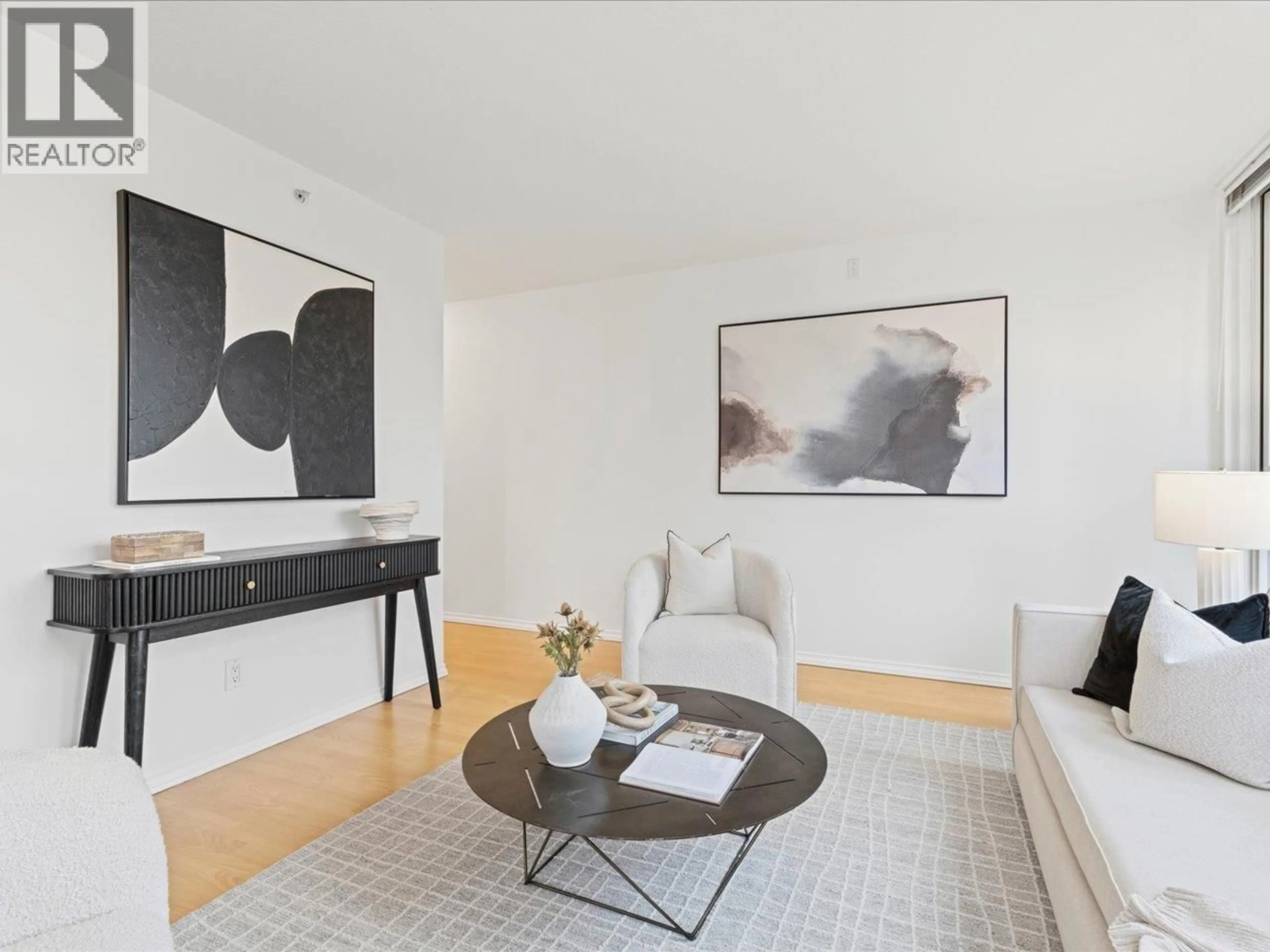 Living room with furniture, unknown for 708 - 1188 RICHARDS STREET, Vancouver British Columbia V6B3E6