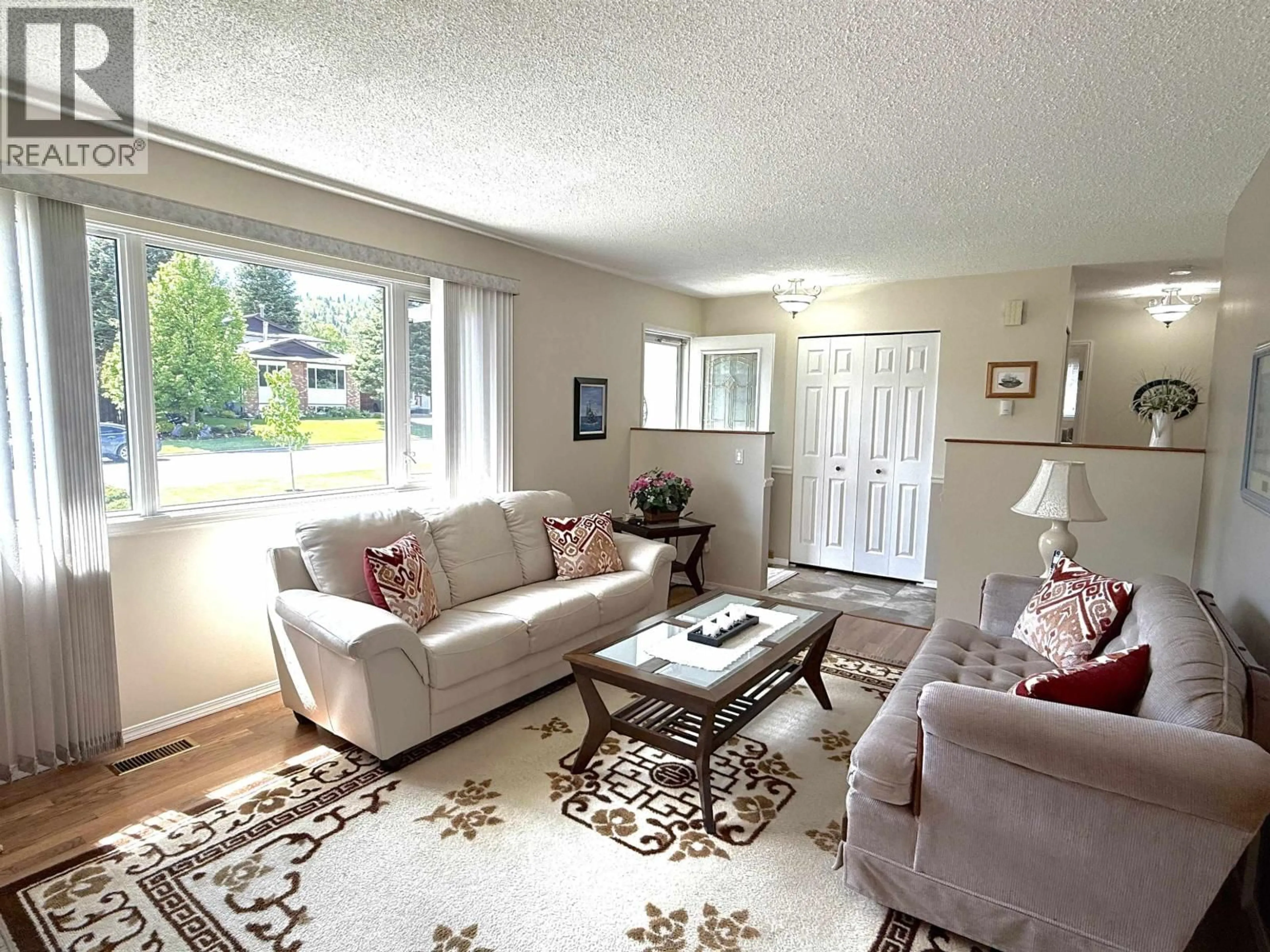 Living room with furniture, unknown for 2566 COYLE STREET, Prince George British Columbia V2N3Y6