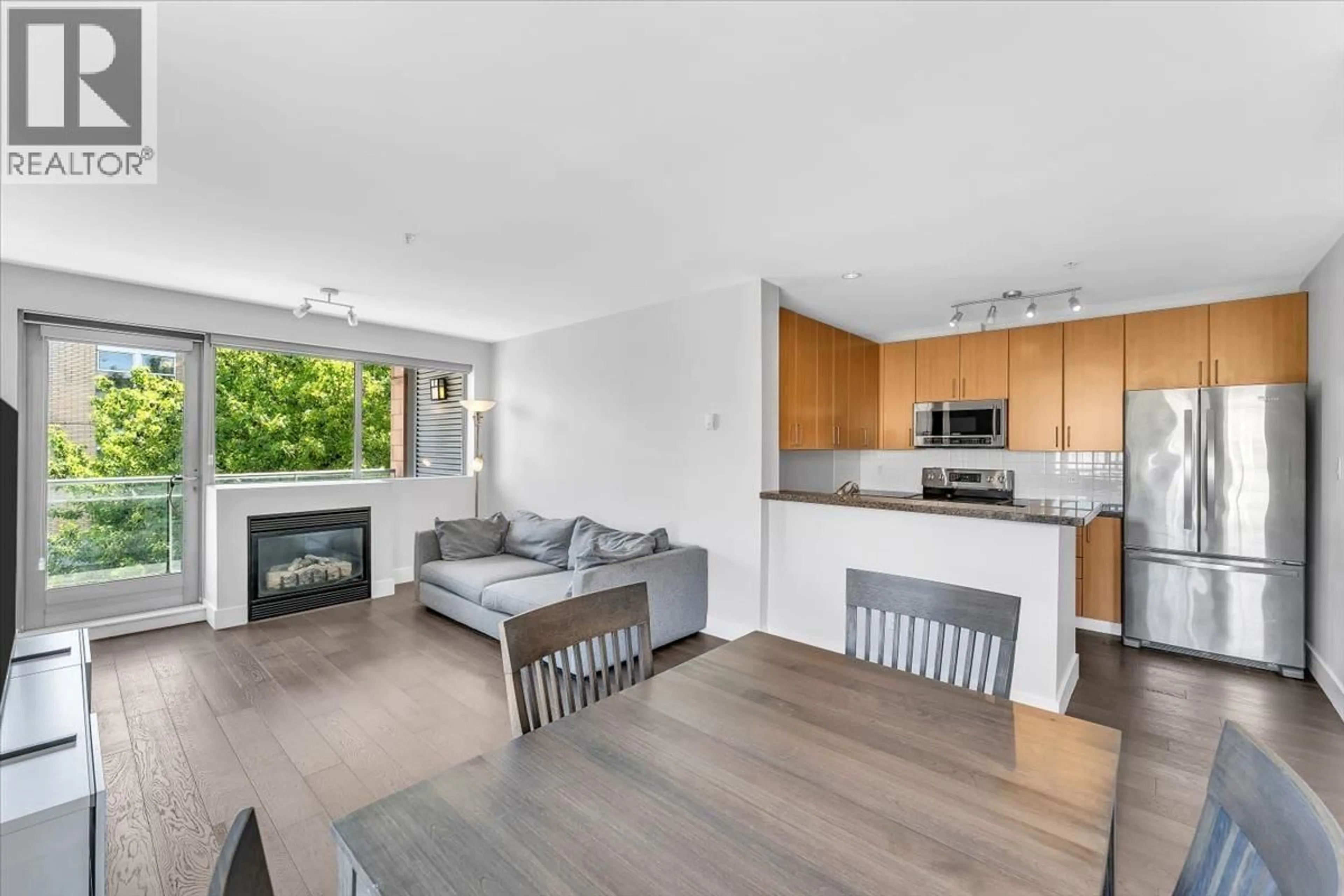 Unknown for 302 - 2680 ARBUTUS STREET, Vancouver British Columbia V6J5L8