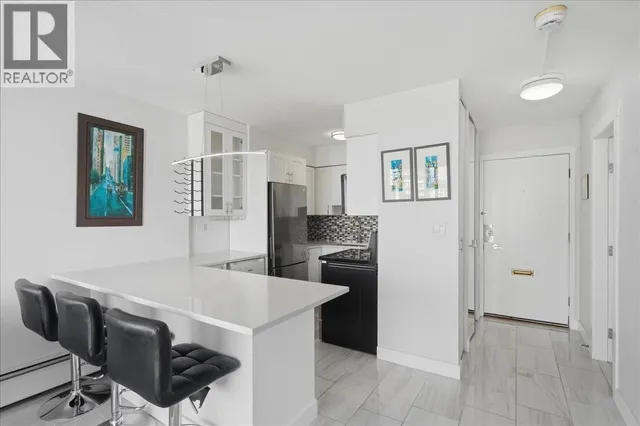 802 - 1251 CARDERO STREET, Vancouver 5