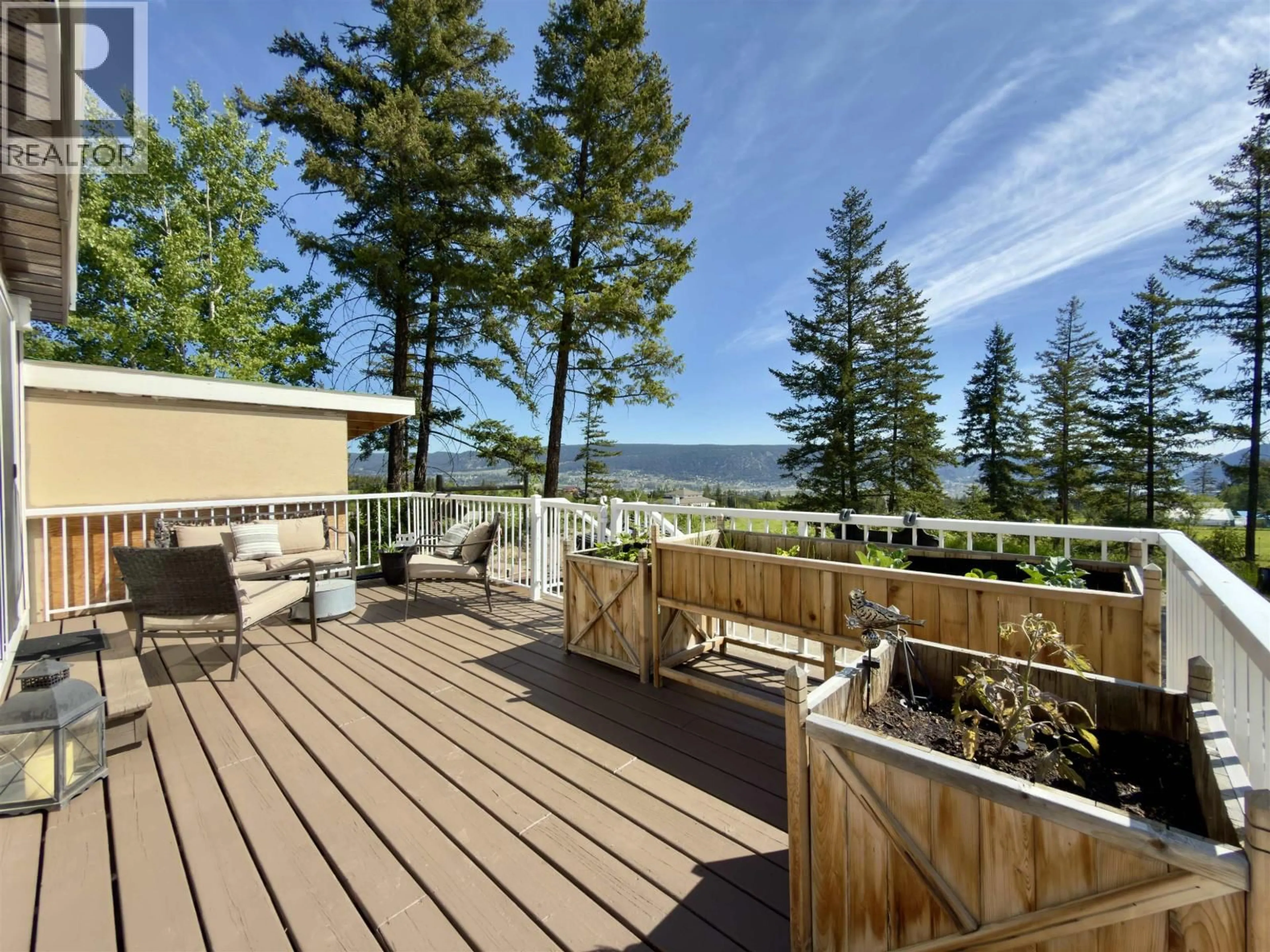 Patio, unknown for 642 HODGSON ROAD, Williams Lake British Columbia V2G3P9