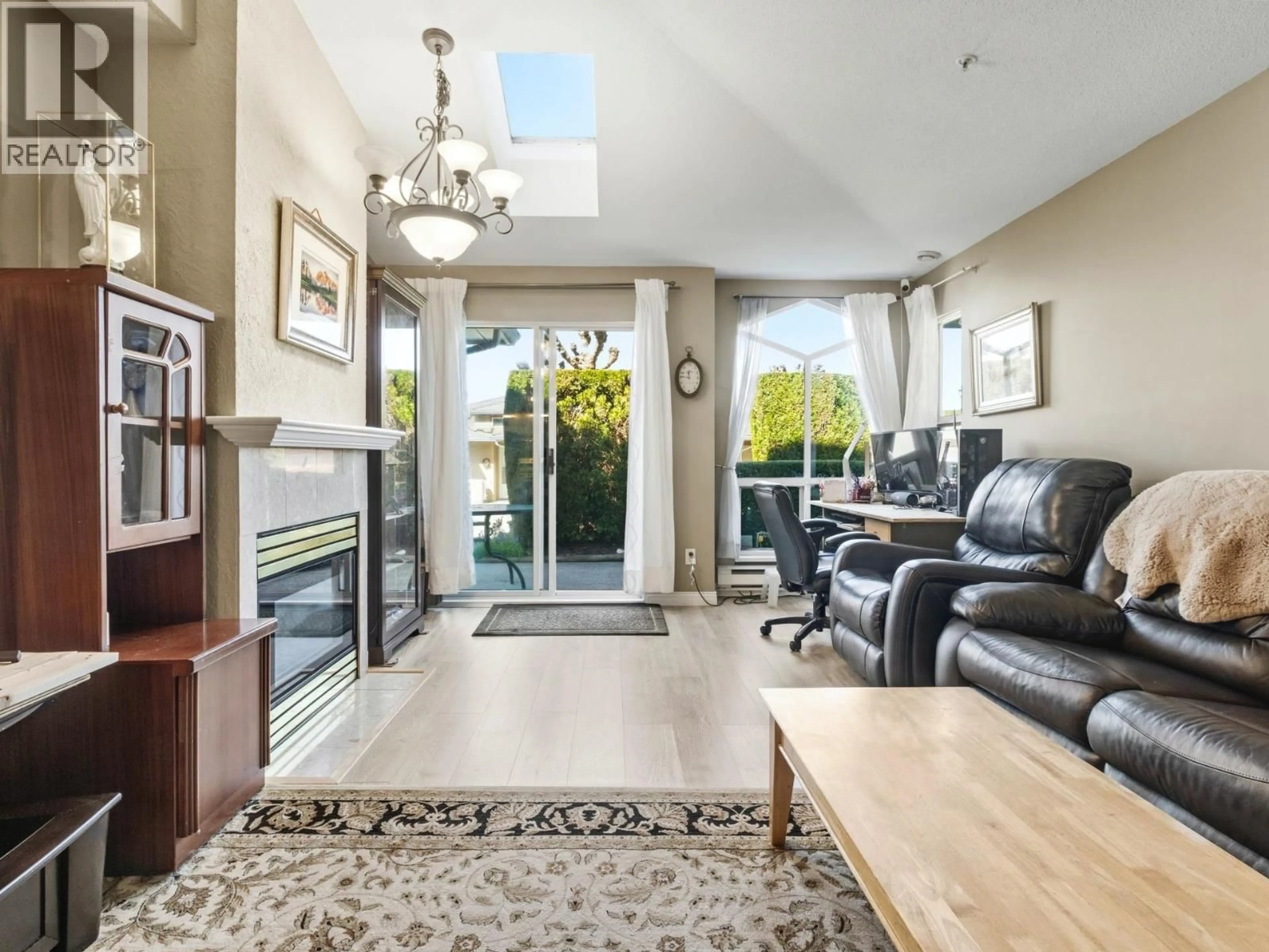 Living room with furniture, unknown for 1116 ORR DRIVE, Port Coquitlam British Columbia V3C6H2
