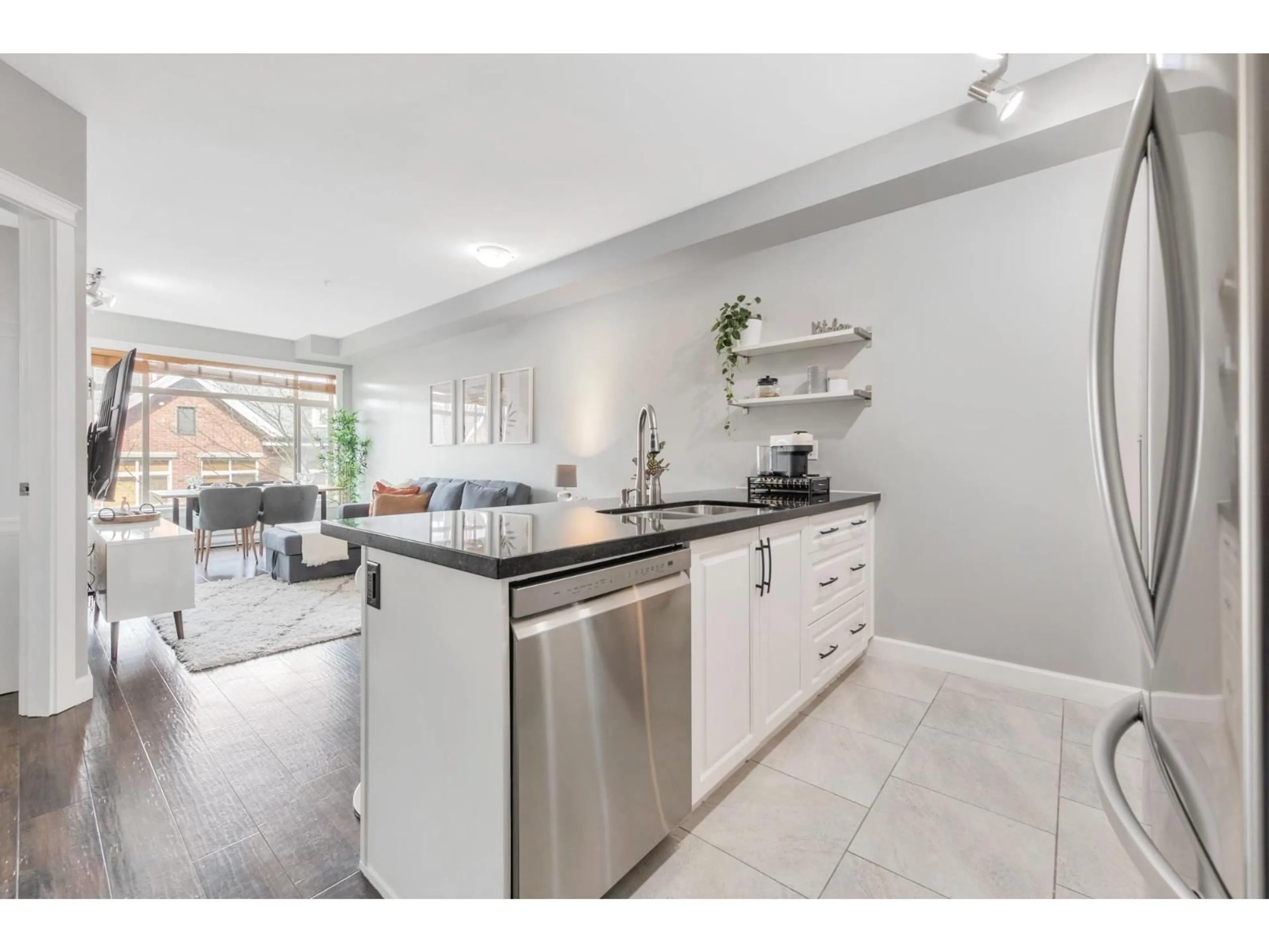 Open concept kitchen, unknown for 361 - 8328 207A STREET, Langley British Columbia V2Y0K5