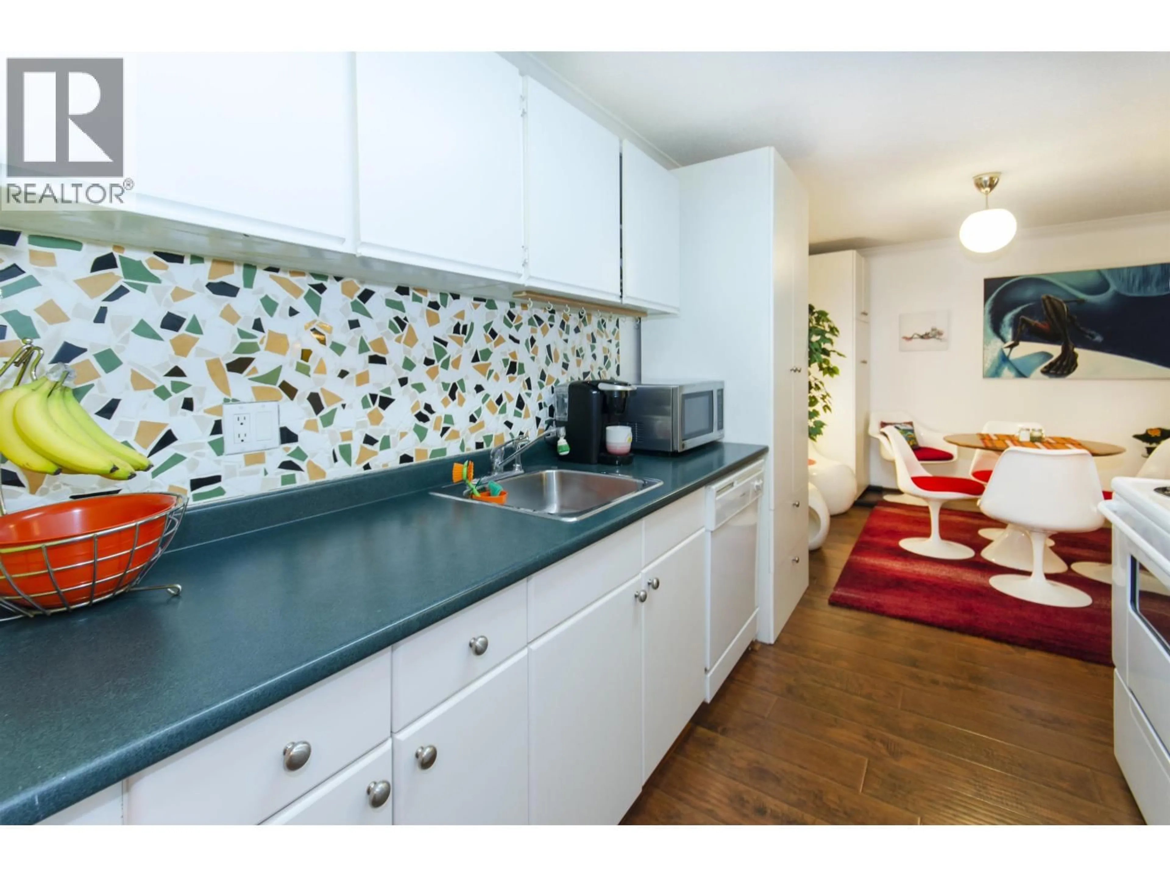 Standard kitchen, ceramic/tile floor for 215 - 780 PREMIER STREET, North Vancouver British Columbia V7J2G8