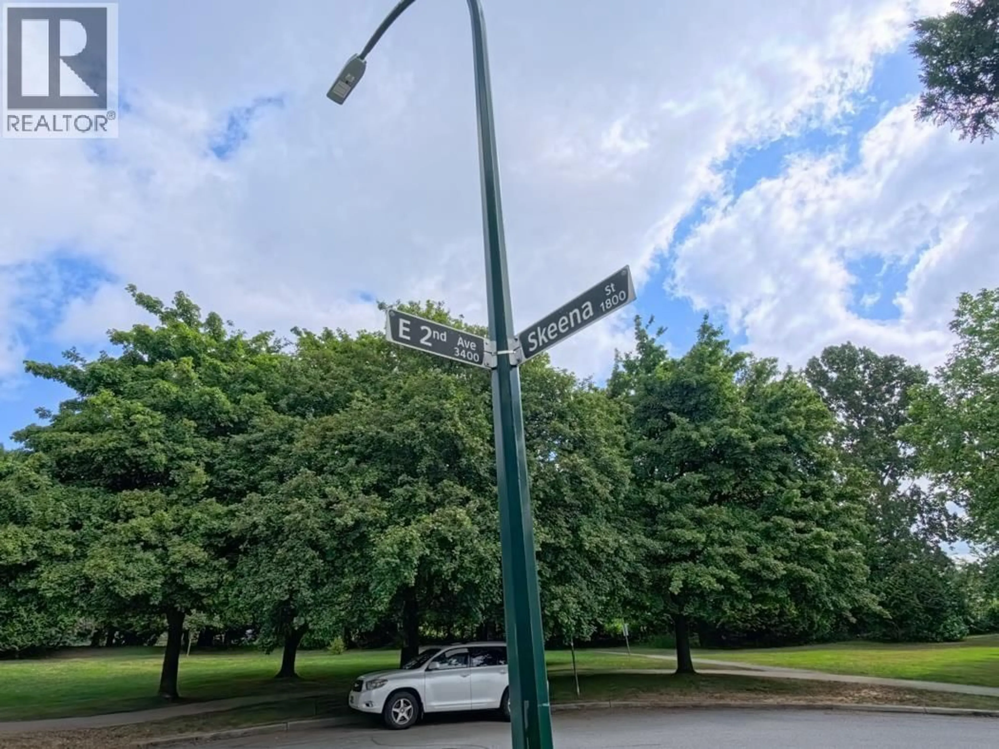 Blurry image for 3478 2ND AVENUE, Vancouver British Columbia V5M1G6