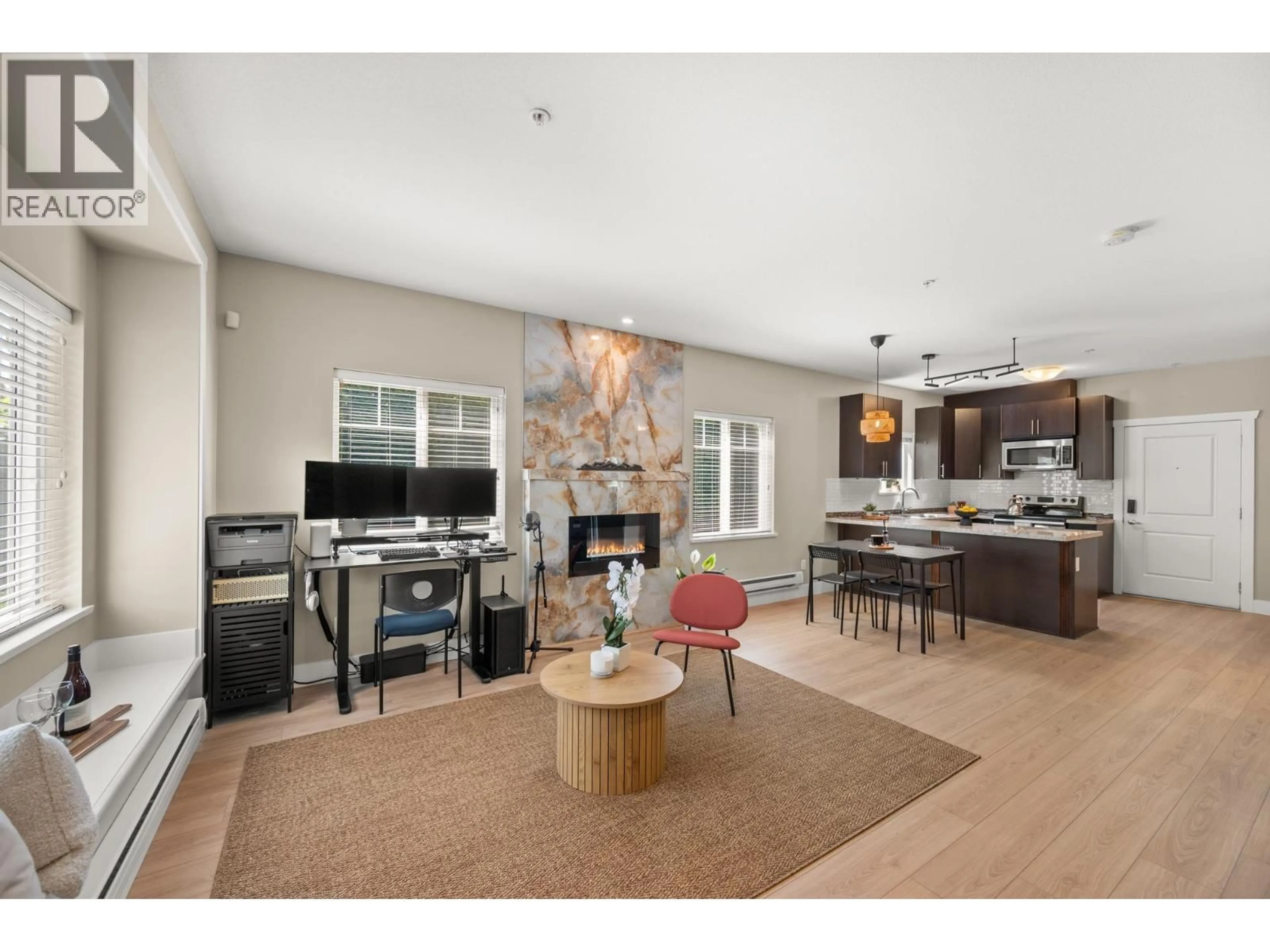 Open concept kitchen, unknown for 111 - 368 ELLESMERE AVENUE, Burnaby British Columbia V5B3S9