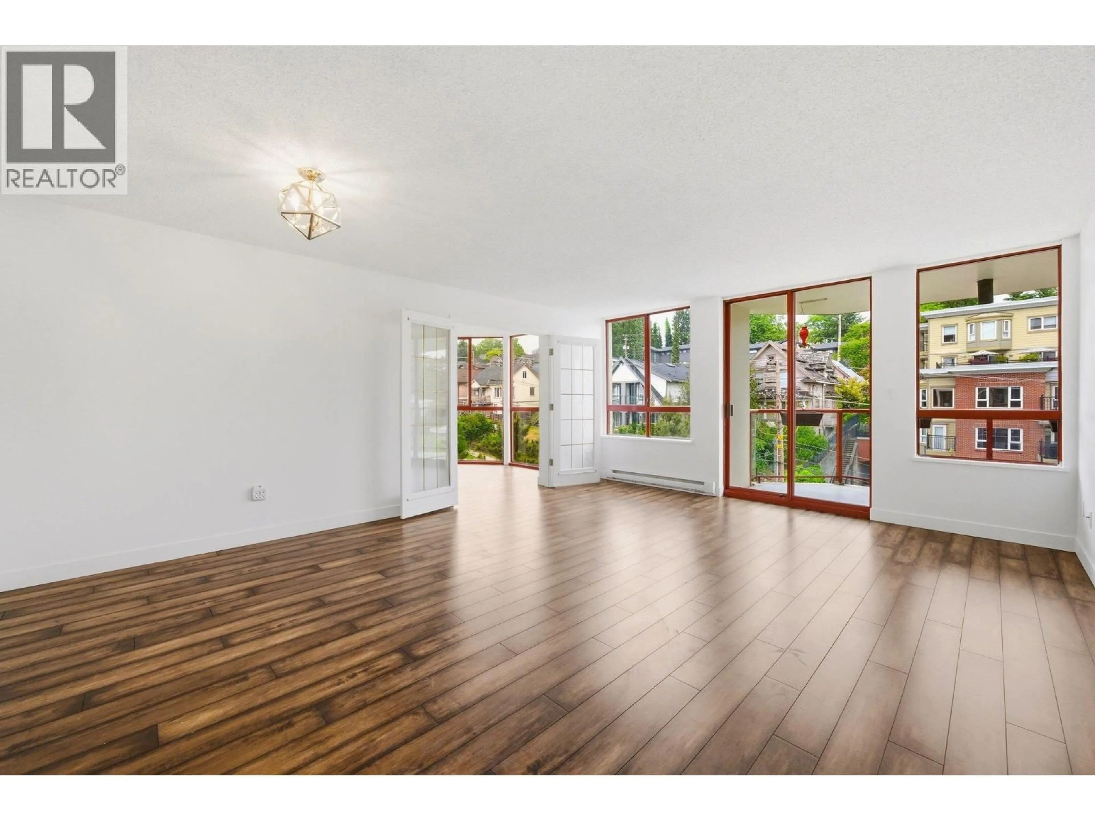 Unknown for 904 - 220 ELEVENTH STREET, New Westminster British Columbia V3M6N9