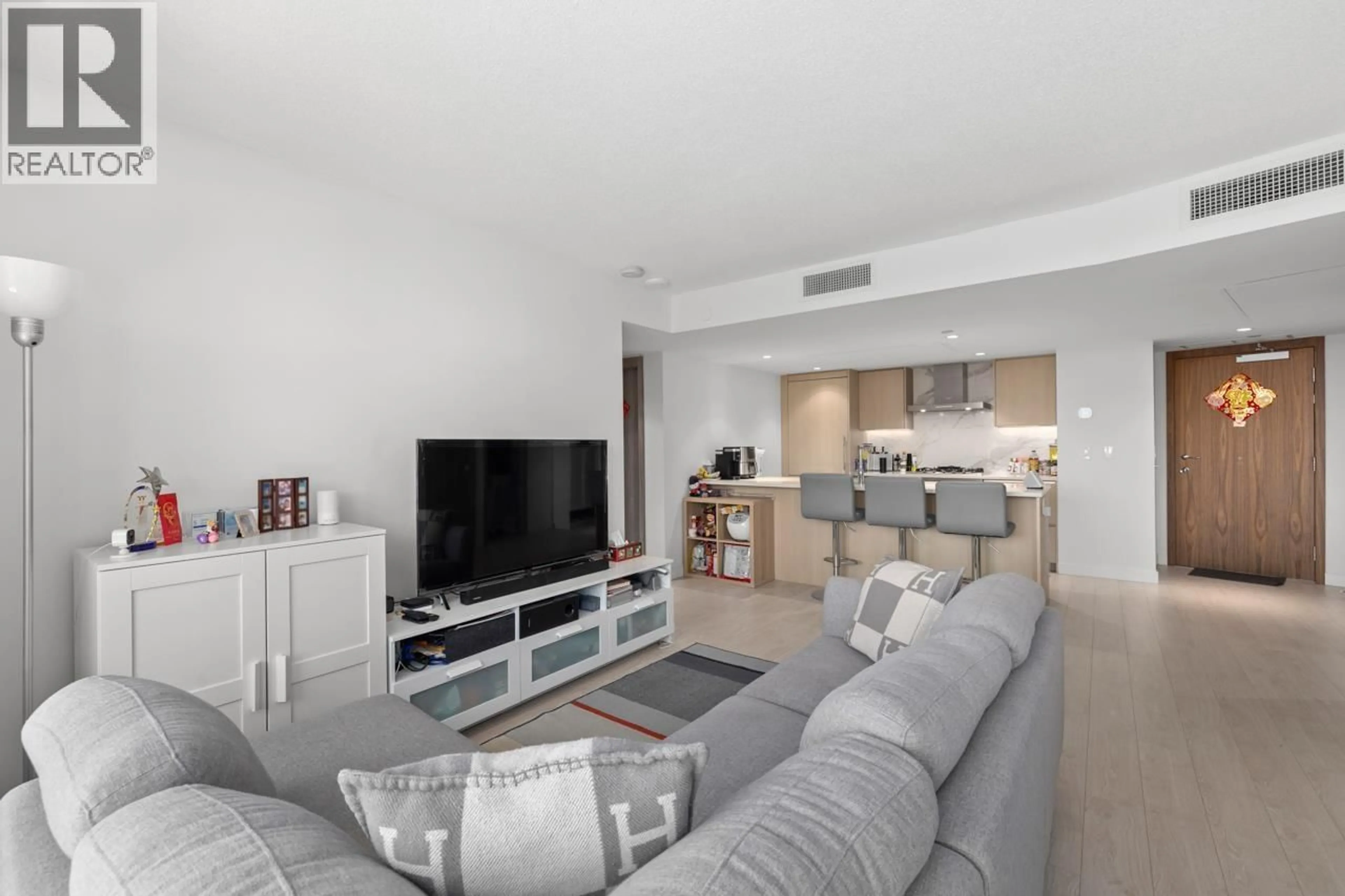 Living room with furniture, unknown for 1281 - 8608 HAZELBRIDGE WAY, Richmond British Columbia V6X0W2