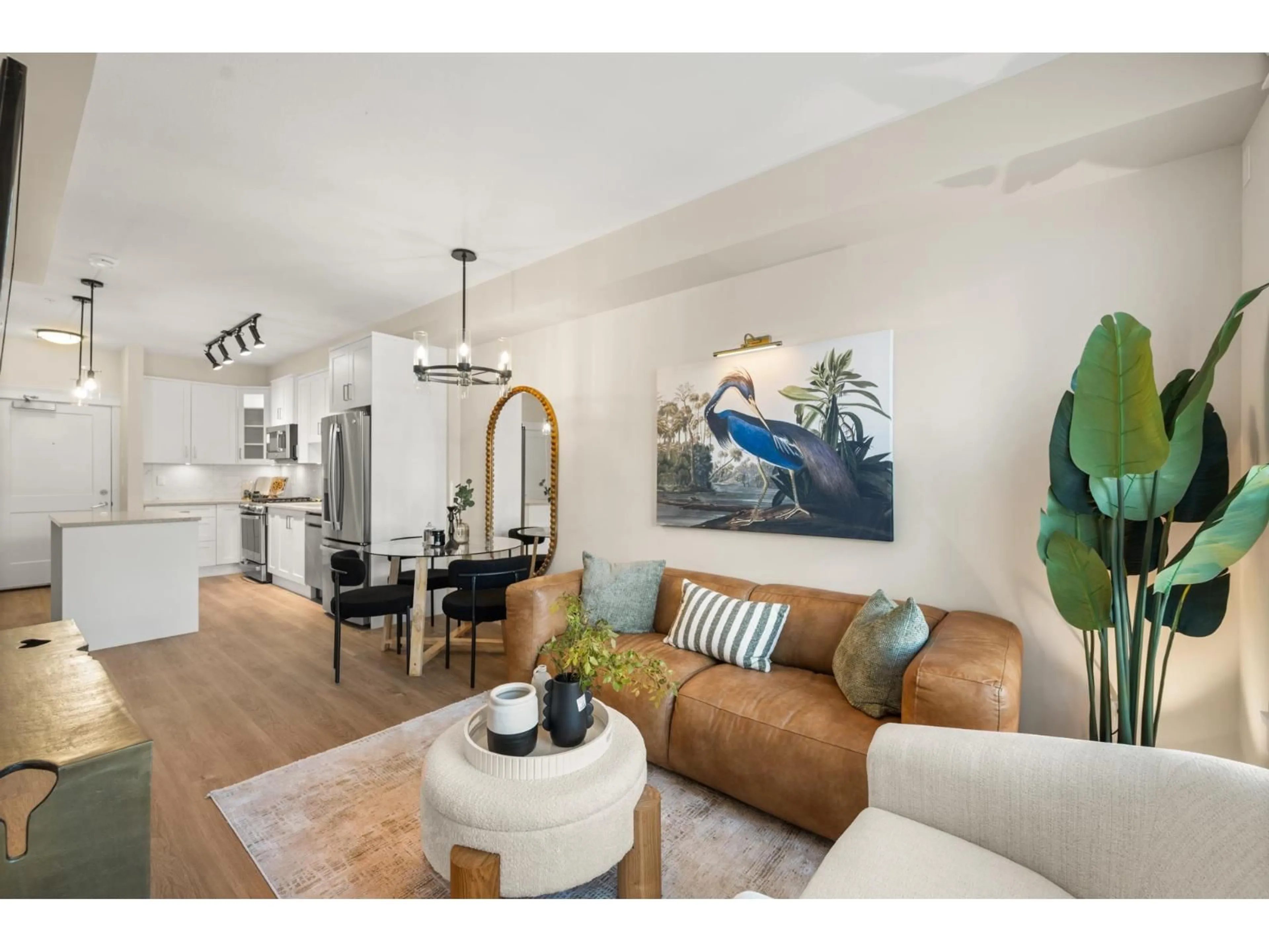 Living room with furniture, unknown for 404 - 20926 83 AVENUE AVENUE, Langley British Columbia V2Y3Y9