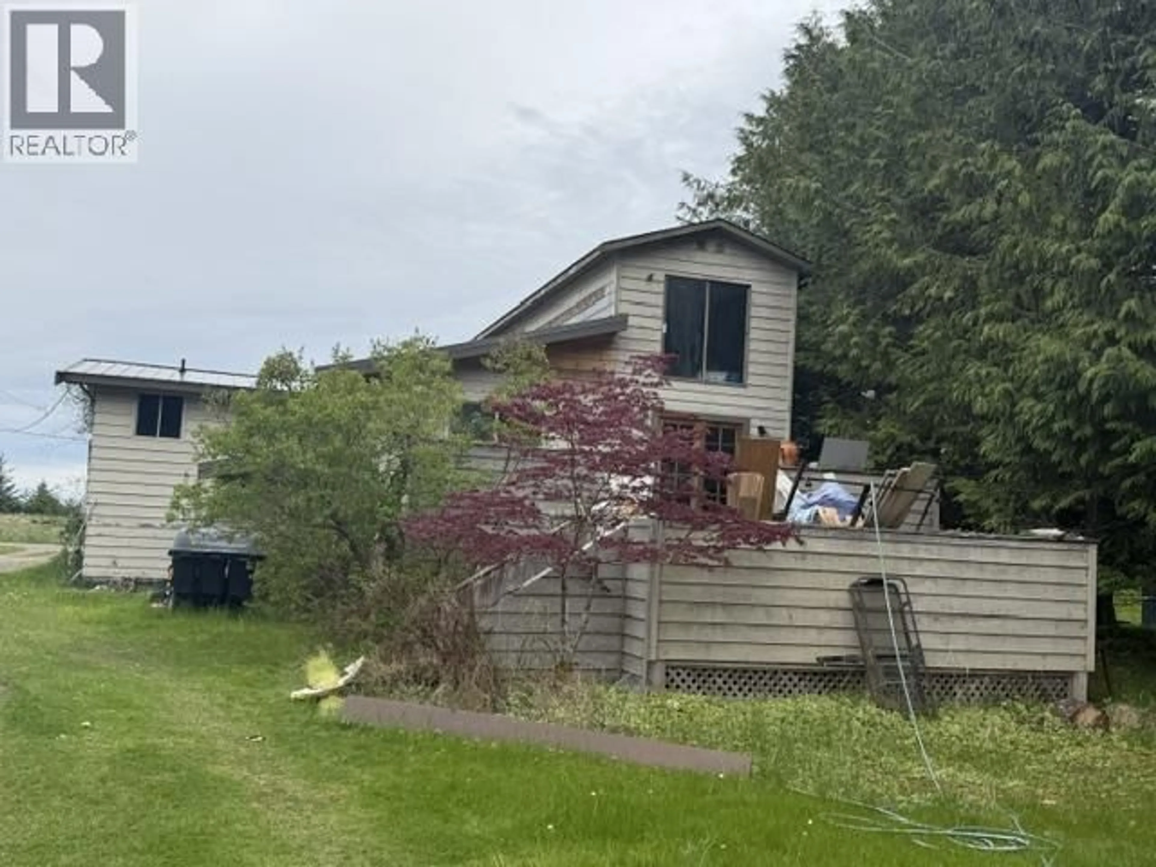 A pic from outside/outdoor area/front of a property/back of a property/a pic from drone, unknown for 474 COPPER BAY ROAD, Skidegate/Sandspit British Columbia V0T1T0