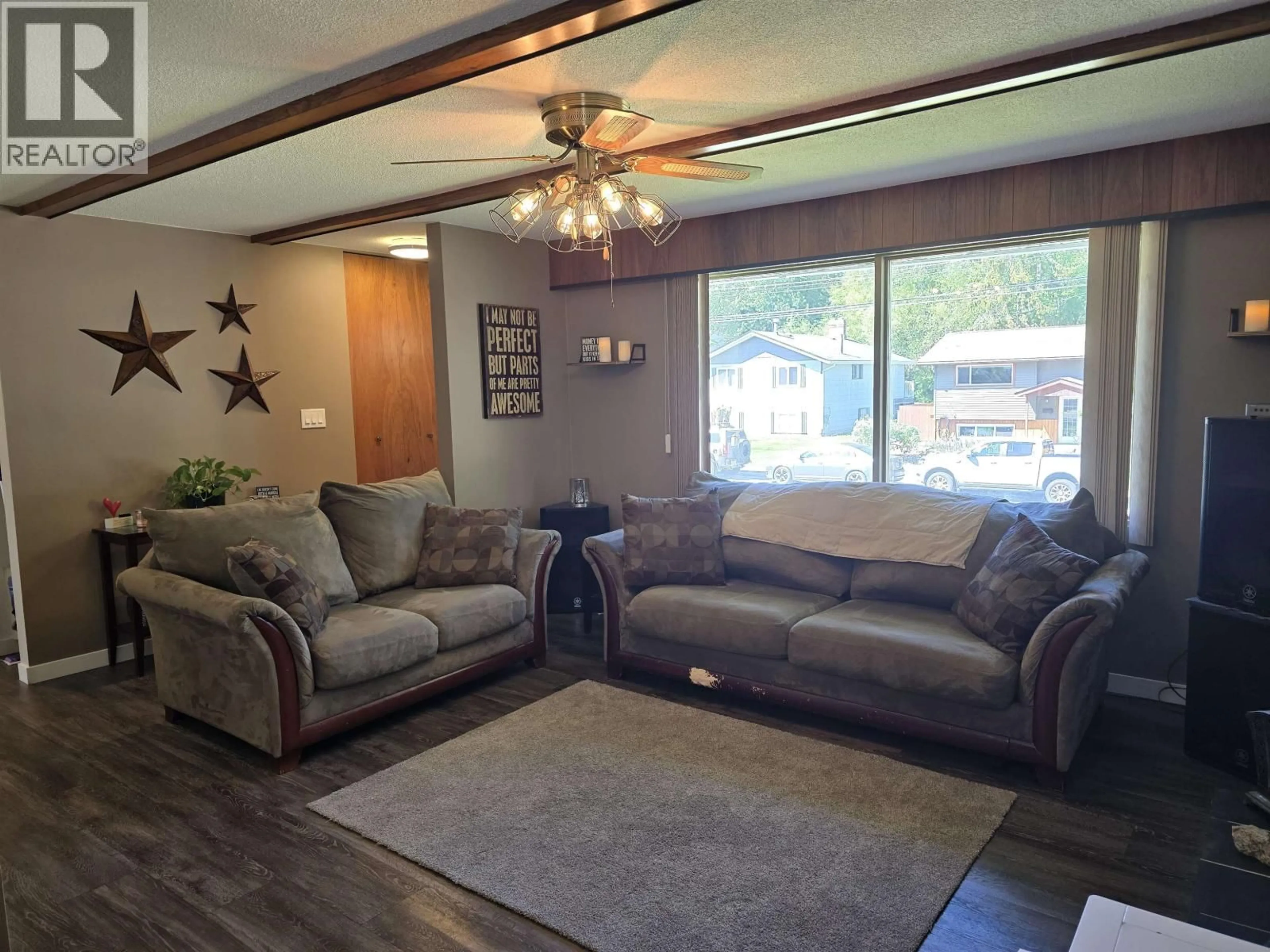 Living room with furniture, unknown for 510 PERRY STREET, Quesnel British Columbia V2J1N9