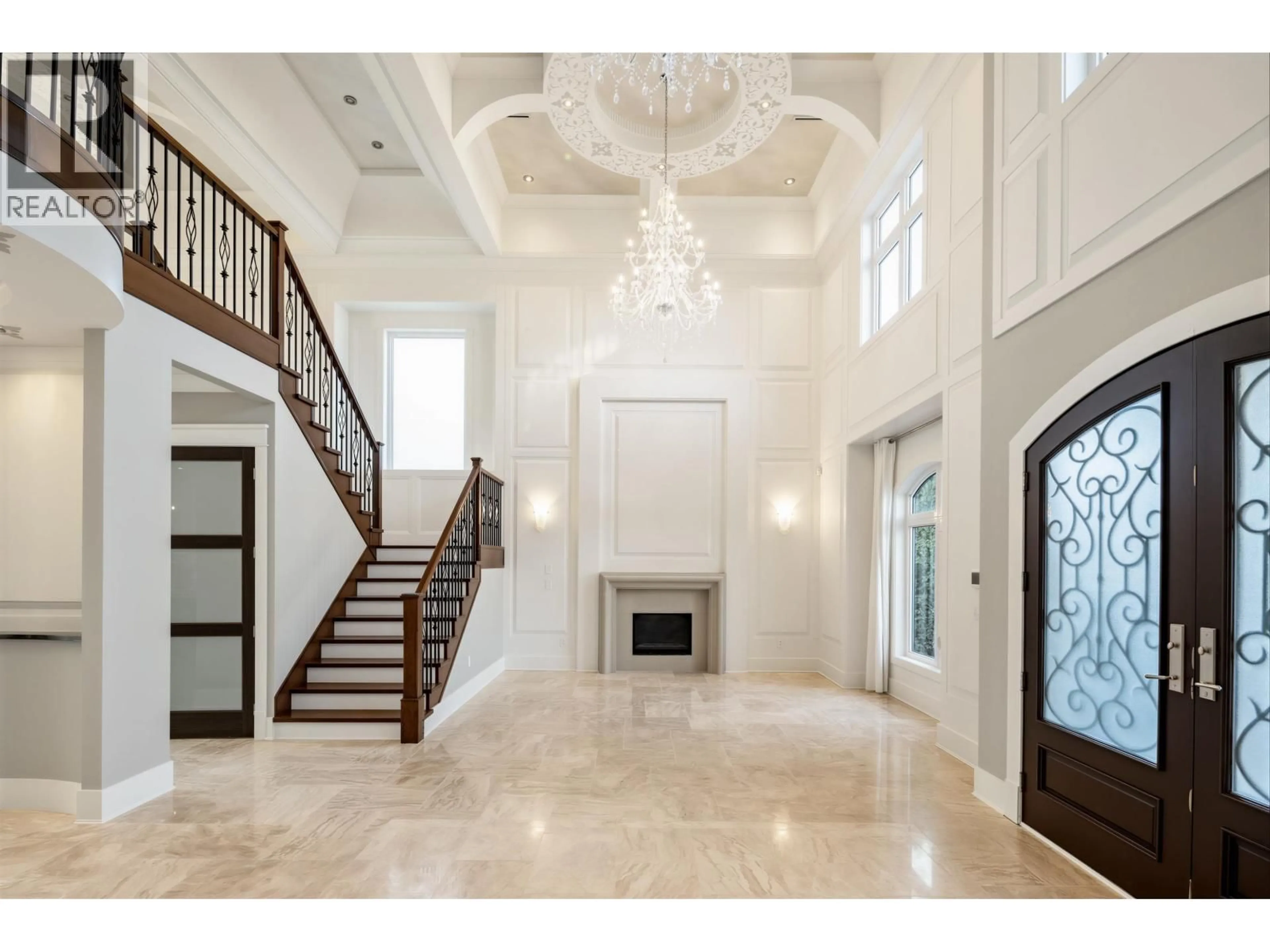 Indoor foyer for 8171 ALANMORE PLACE, Richmond British Columbia V7C2B6