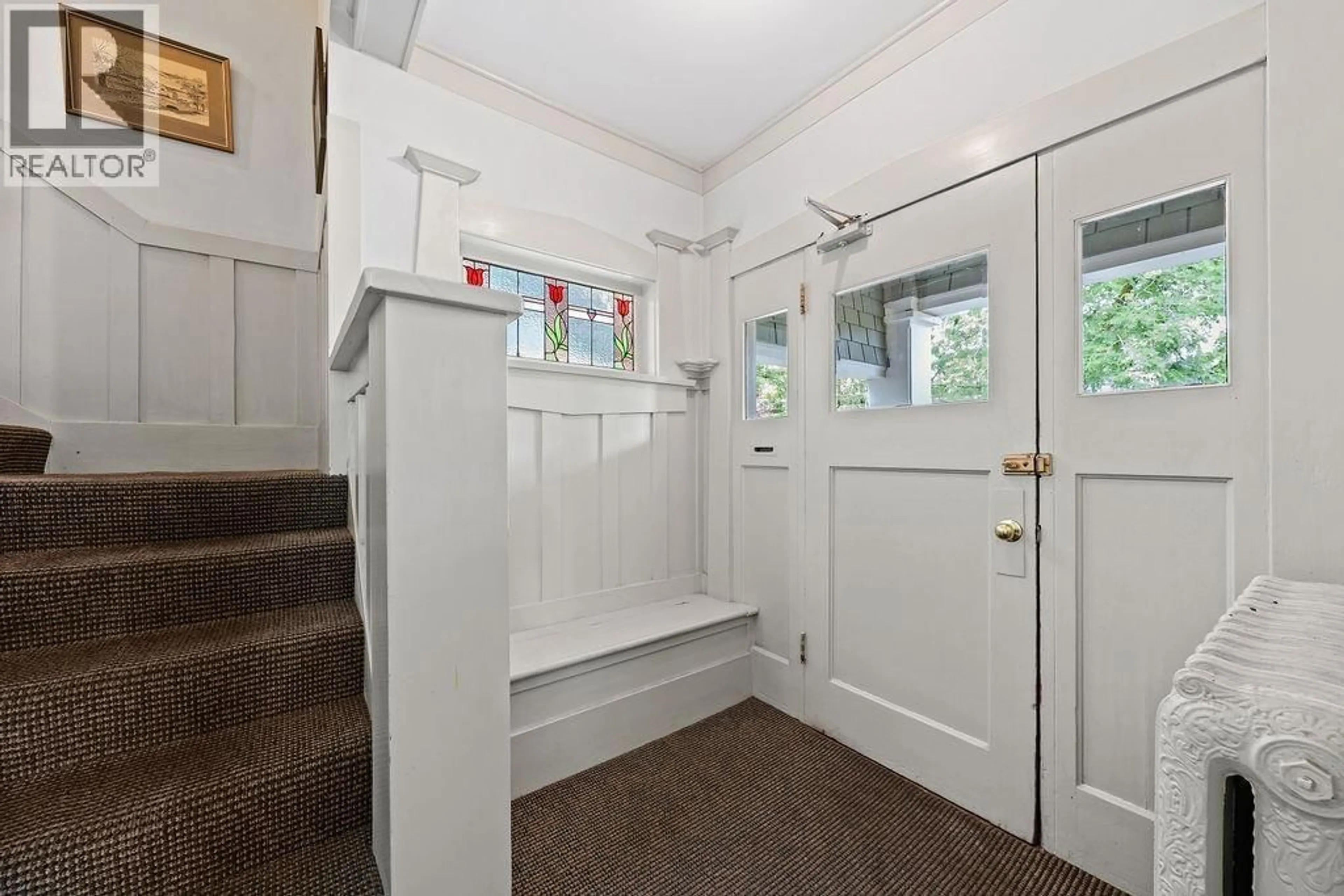 Indoor foyer for 2245 STEPHENS STREET, Vancouver British Columbia V6K3W5