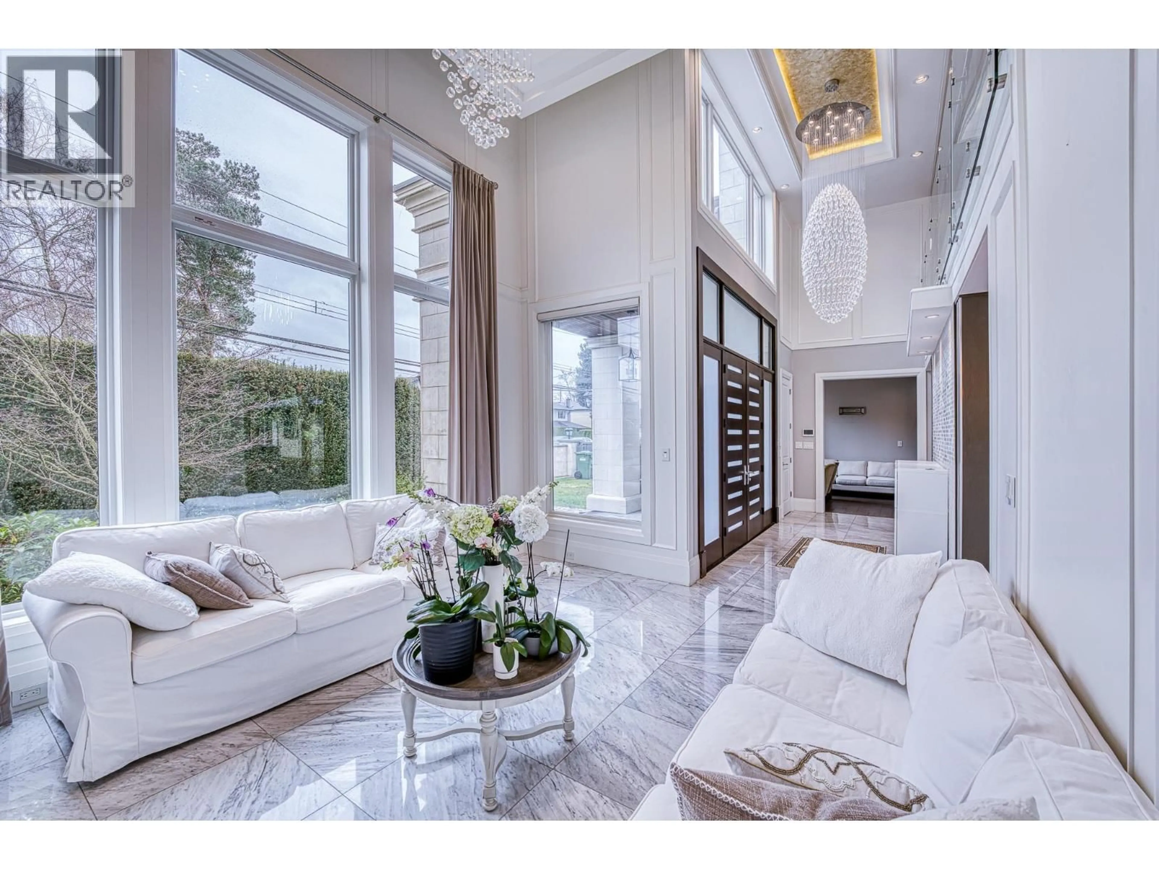 Living room with furniture, ceramic/tile floor for 3071 STEVESTON HIGHWAY, Richmond British Columbia V7E2J4